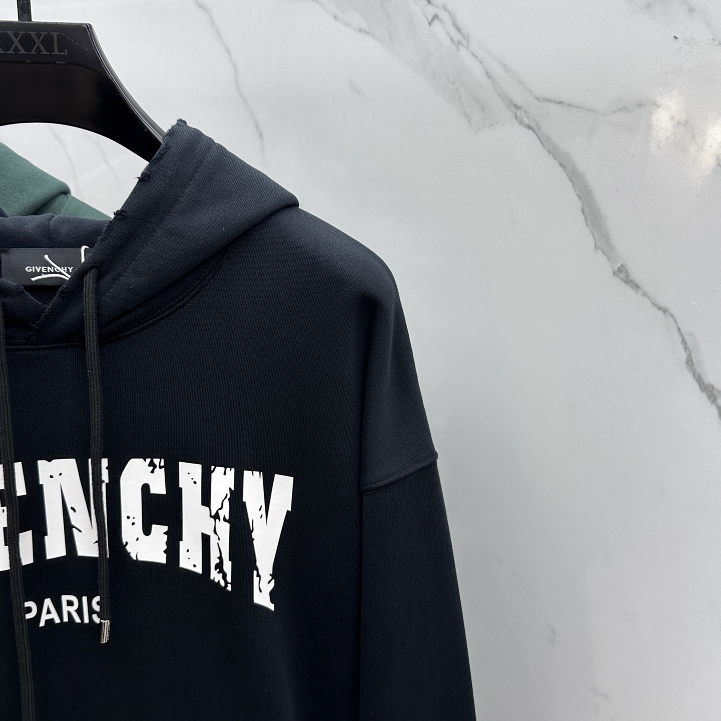 🆕Givenchy纪梵希 25ss秋冬新款宽版连帽卫衣，男女同款！独特吸引人的眼球，这一款连帽卫衣品相品