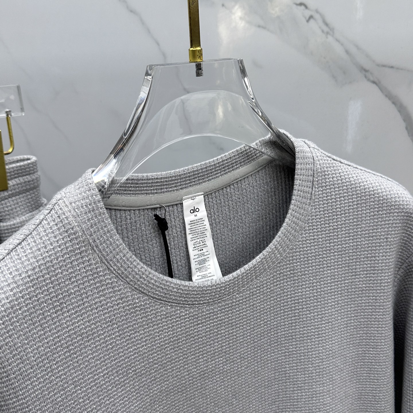 上衣🆕alo 🌟最高版｜独家 高端定制。 15年专业卫衣，无论是面料上还是版型上都是完美越级，精美工艺圆