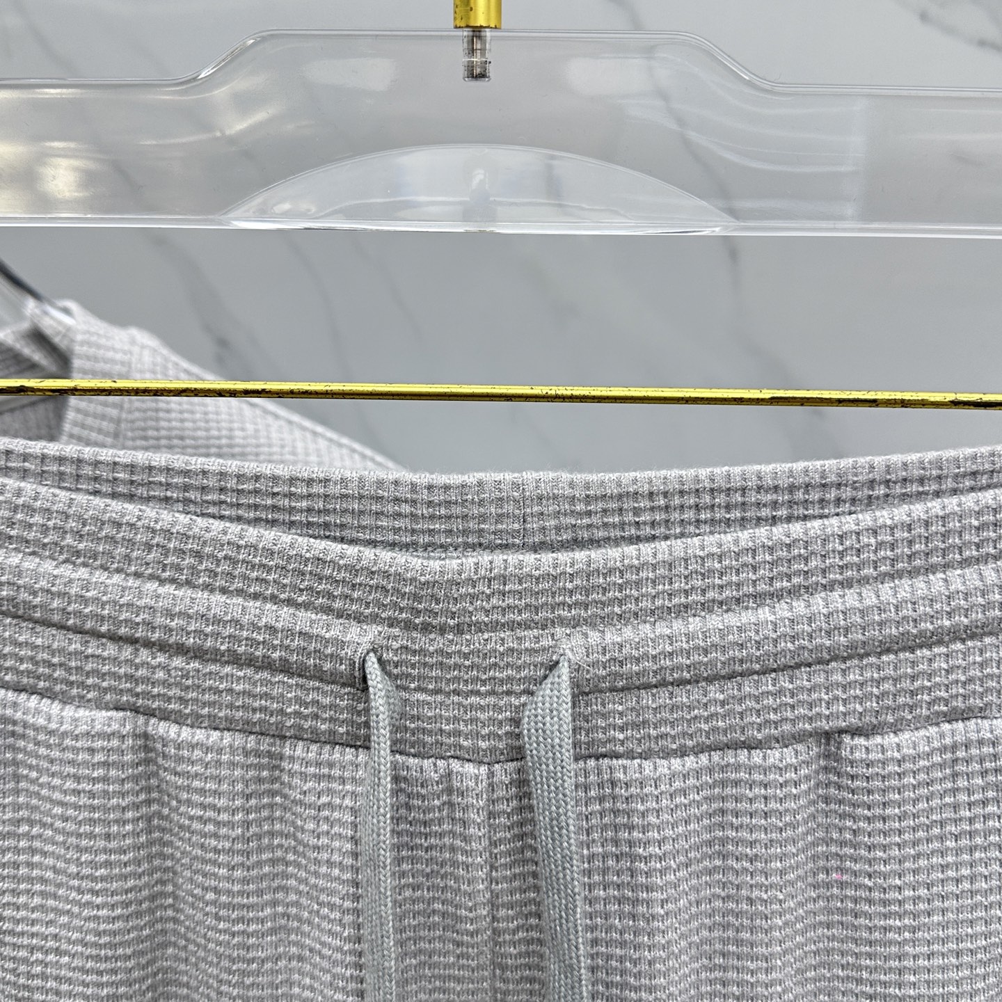 裤子🆕alo 🌟最高版｜独家 高端定制。 15年专业制衣，无论是面料上还是版型上都是完美越级，精美工艺直