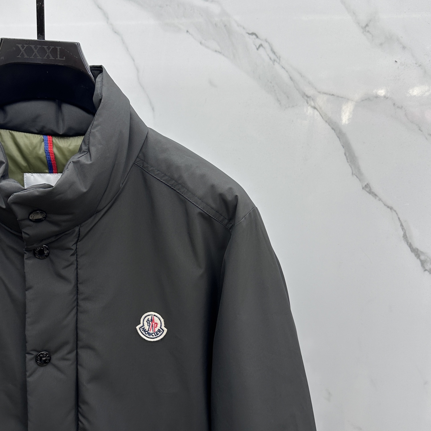 。 🆕Moncler蒙口 羽绒服2025最新款时尚设计师款立领羽绒外套.处处细节显工艺足够的高级 结构性