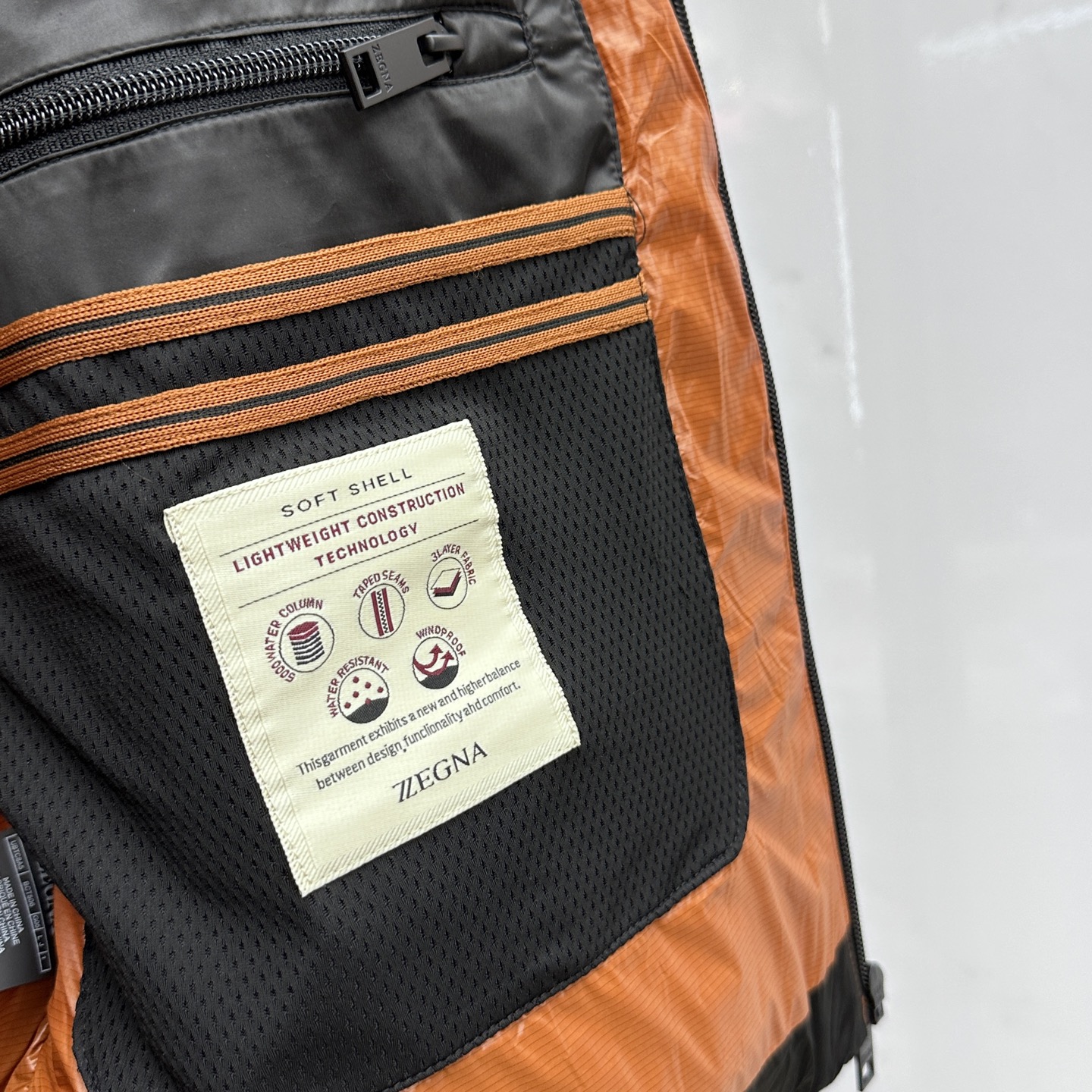 。🆕ZEGNA杰尼亚 2025最新款时尚羽绒外套连帽羽绒服，冬季顶级爆款羽绒服，经典logo爆款保暖羽绒