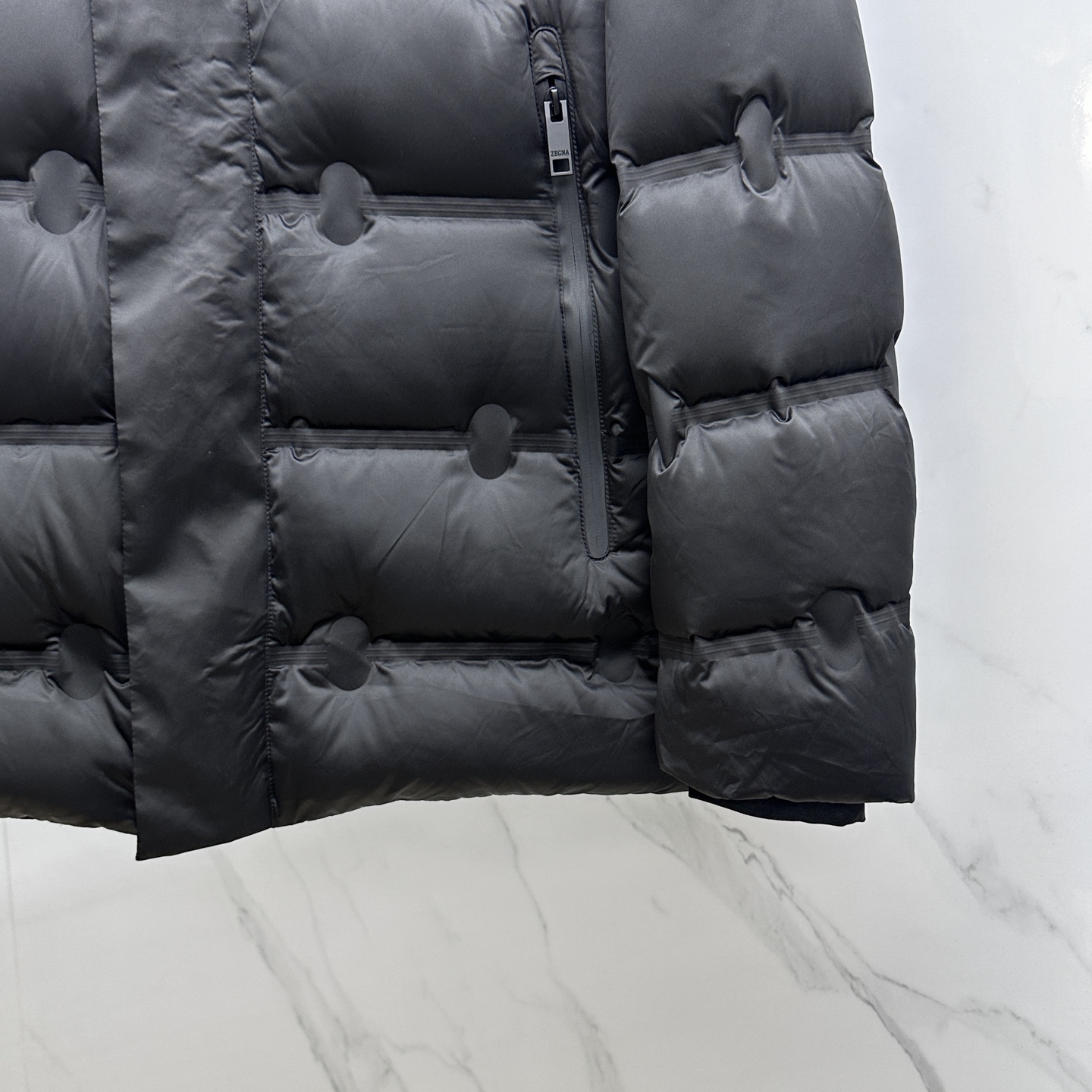 。🆕ZEGNA杰尼亚 2025最新款时尚羽绒外套连帽羽绒服，冬季顶级爆款羽绒服，经典logo爆款保暖羽绒