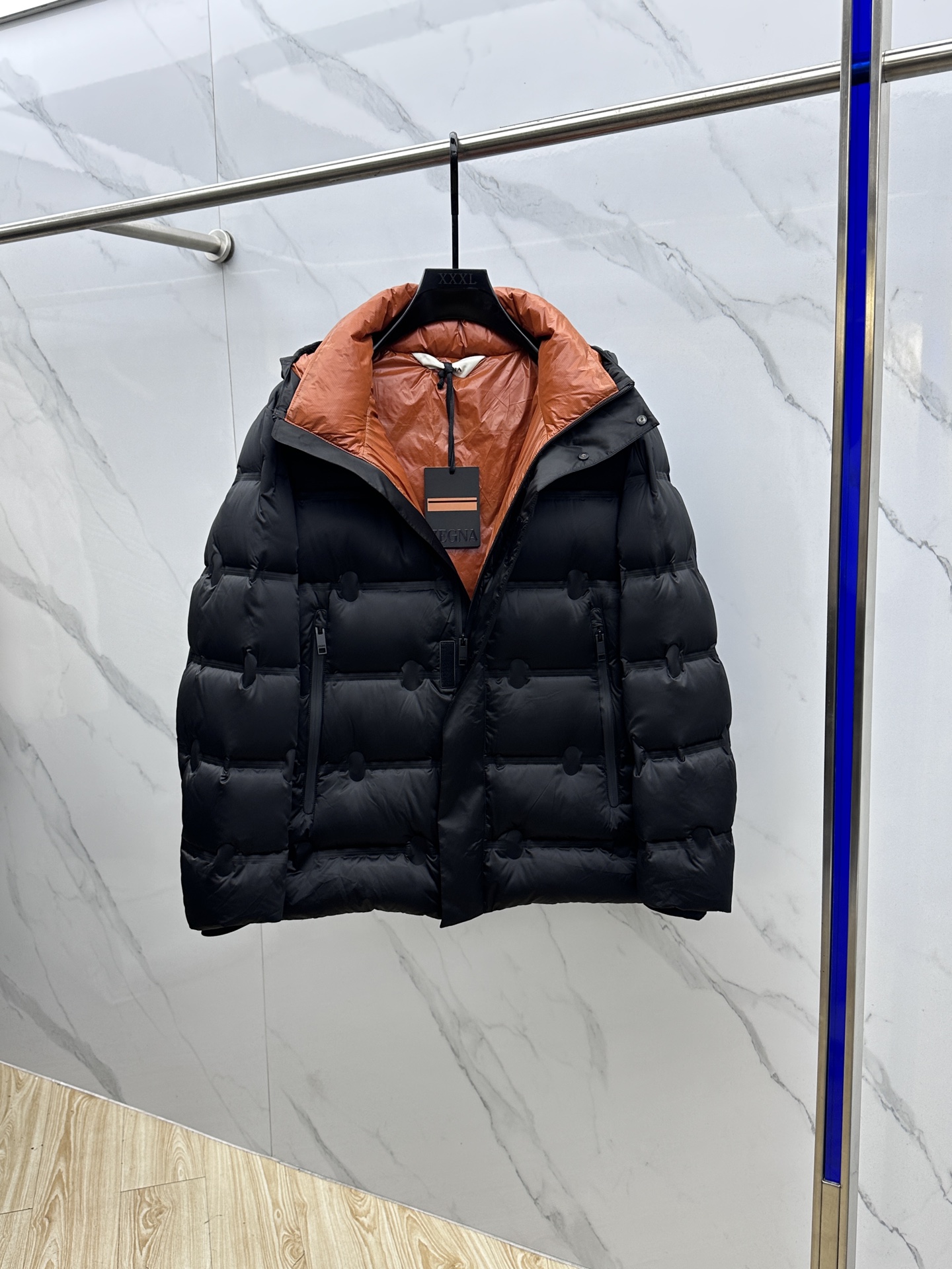 。🆕ZEGNA杰尼亚 2025最新款时尚羽绒外套连帽羽绒服，冬季顶级爆款羽绒服，经典logo爆款保暖羽绒