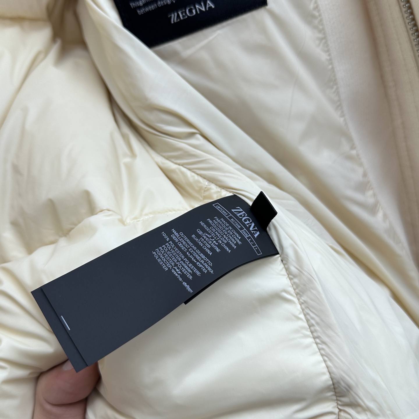 。 🆕ZEGNA杰尼亚 2025最新款时尚羽绒外套连帽羽绒服，（帽子不可拆卸）冬季顶级爆款羽绒服，经典l