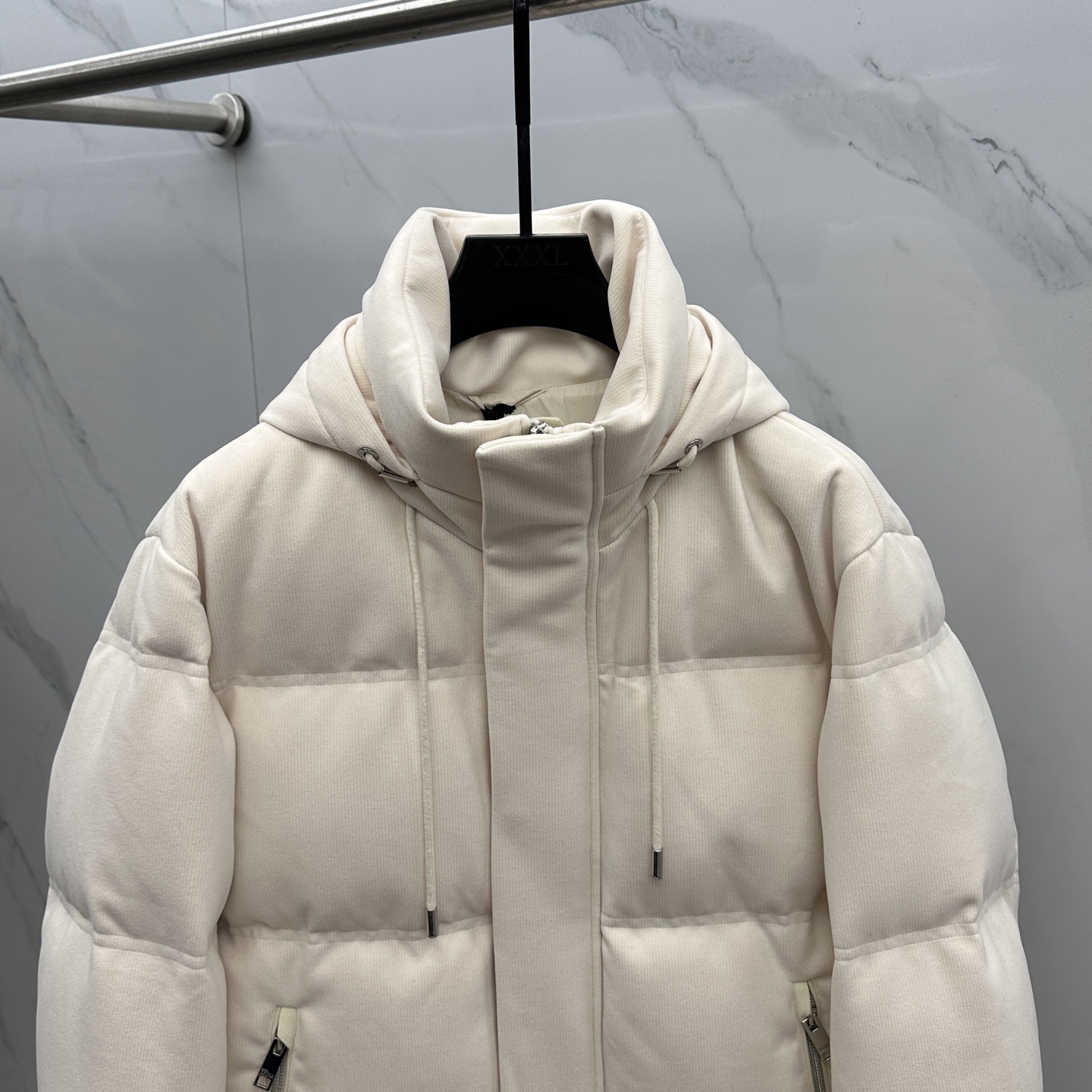 。 🆕ZEGNA杰尼亚 2025最新款时尚羽绒外套连帽羽绒服，（帽子不可拆卸）冬季顶级爆款羽绒服，经典l