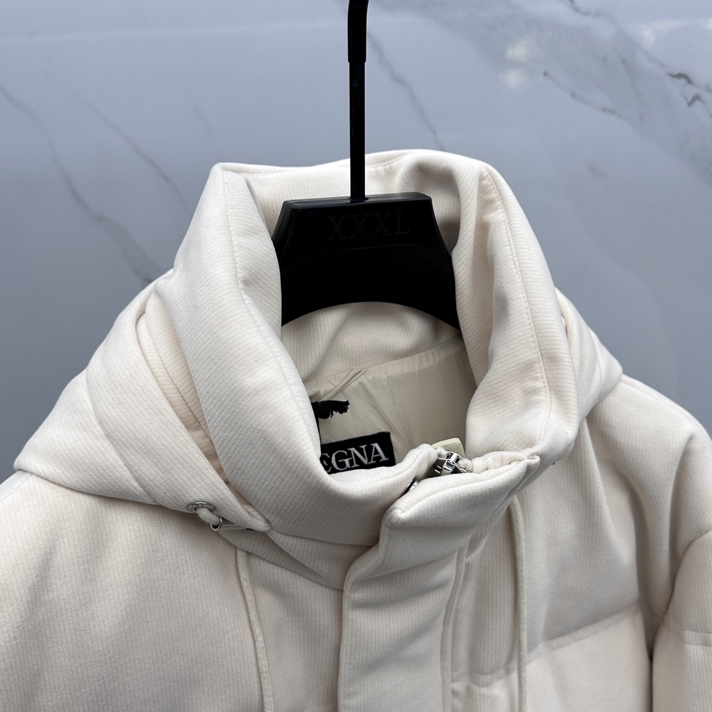 。 🆕ZEGNA杰尼亚 2025最新款时尚羽绒外套连帽羽绒服，（帽子不可拆卸）冬季顶级爆款羽绒服，经典l