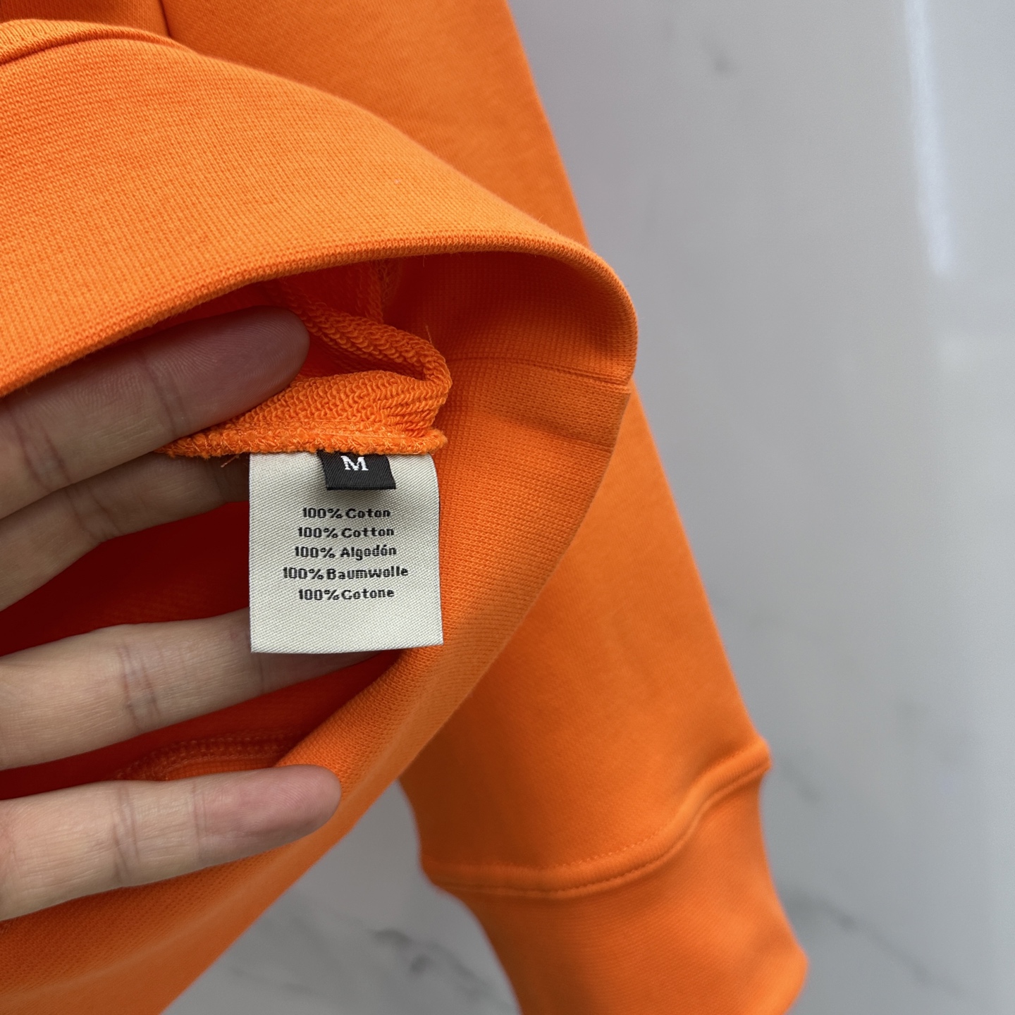 🆕Hermes爱马仕 2025ss秋冬 圆领运动衫套头卫衣 胸口拉链双口袋的设计 上面皮革拉链口袋 下面