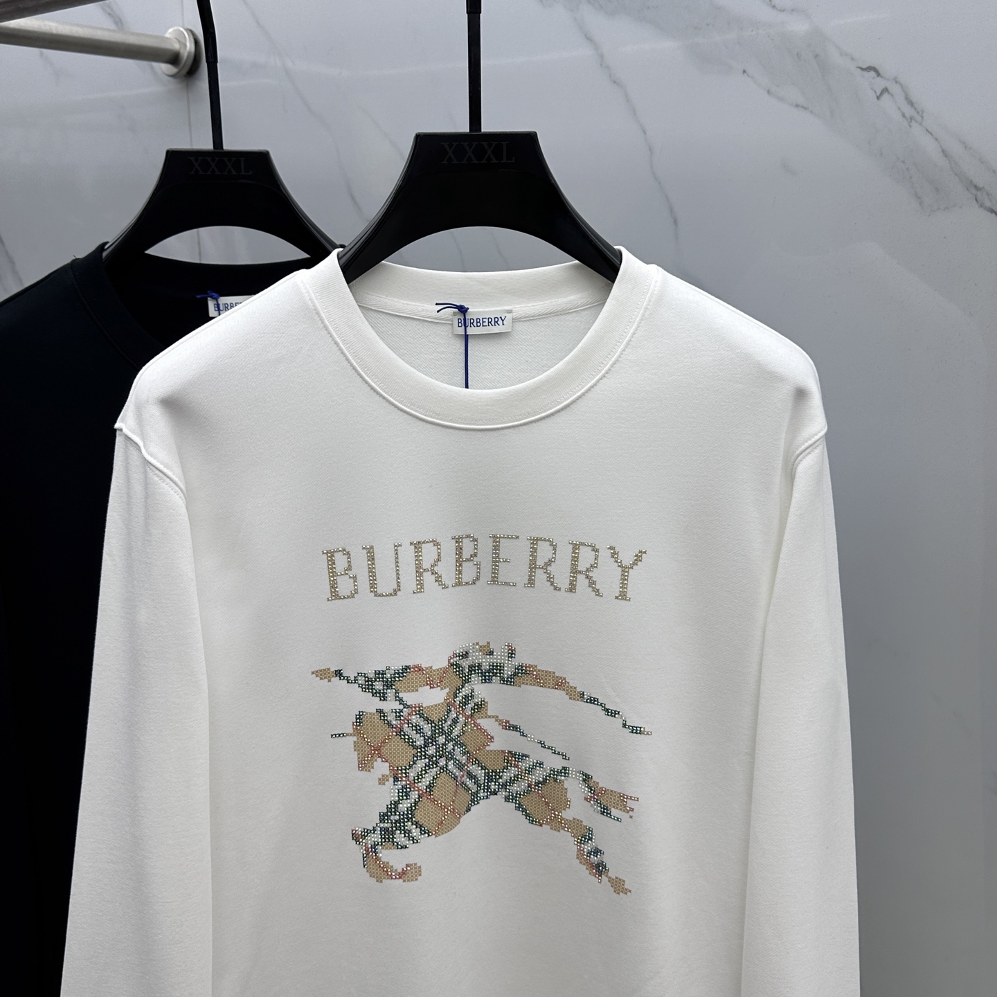 🆕Burberry巴宝莉 25FW早秋新款圆领卫衣，男女同款！独特吸引人的眼球，这一款卫衣品相品质都在线