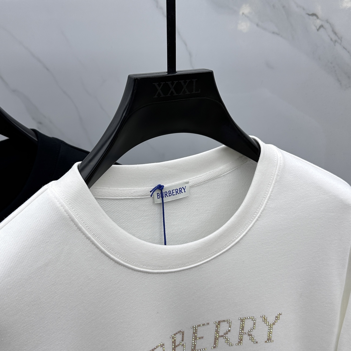 🆕Burberry巴宝莉 25FW早秋新款圆领卫衣，男女同款！独特吸引人的眼球，这一款卫衣品相品质都在线