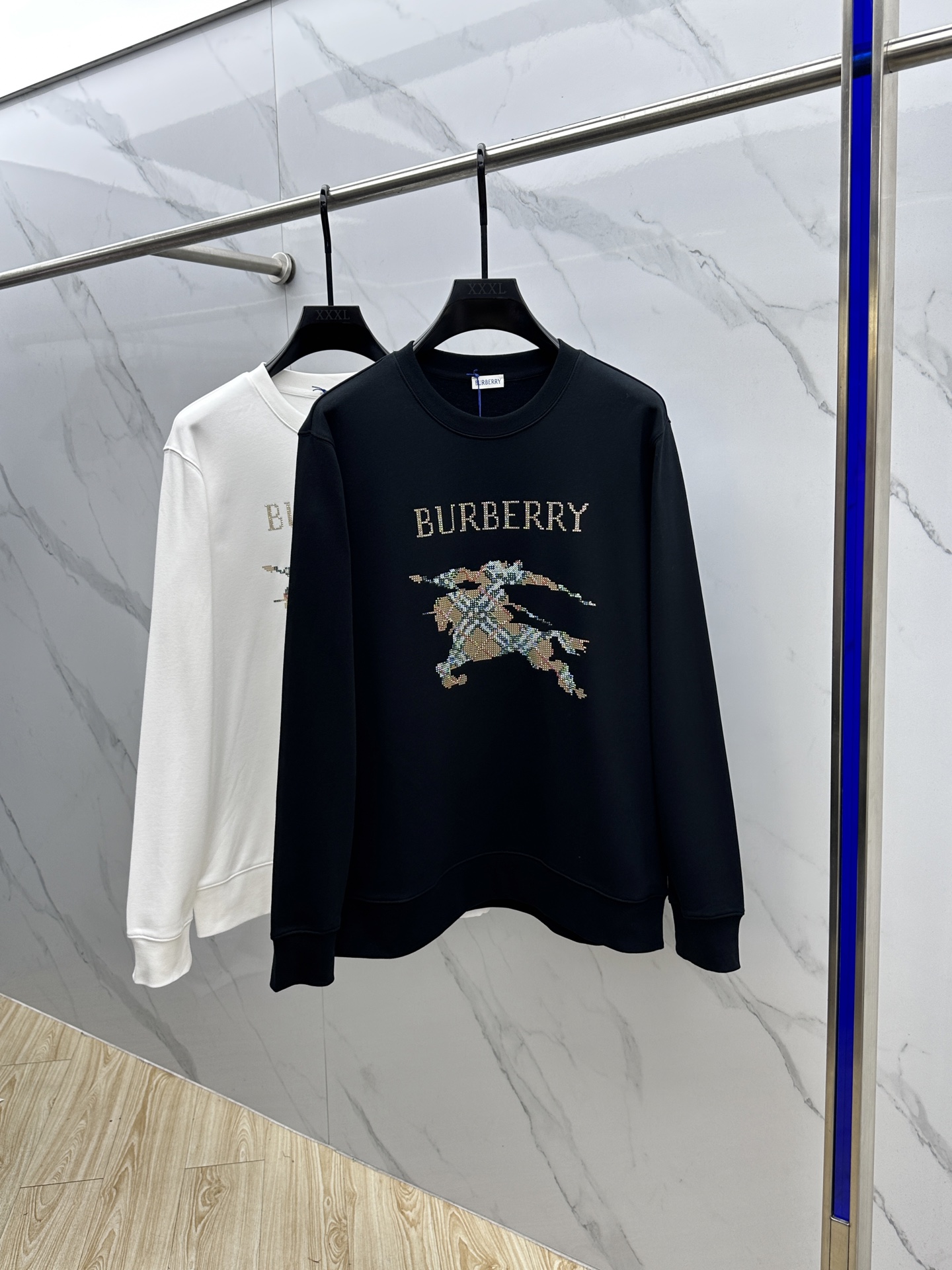 🆕Burberry巴宝莉 25FW早秋新款圆领卫衣，男女同款！独特吸引人的眼球，这一款卫衣品相品质都在线