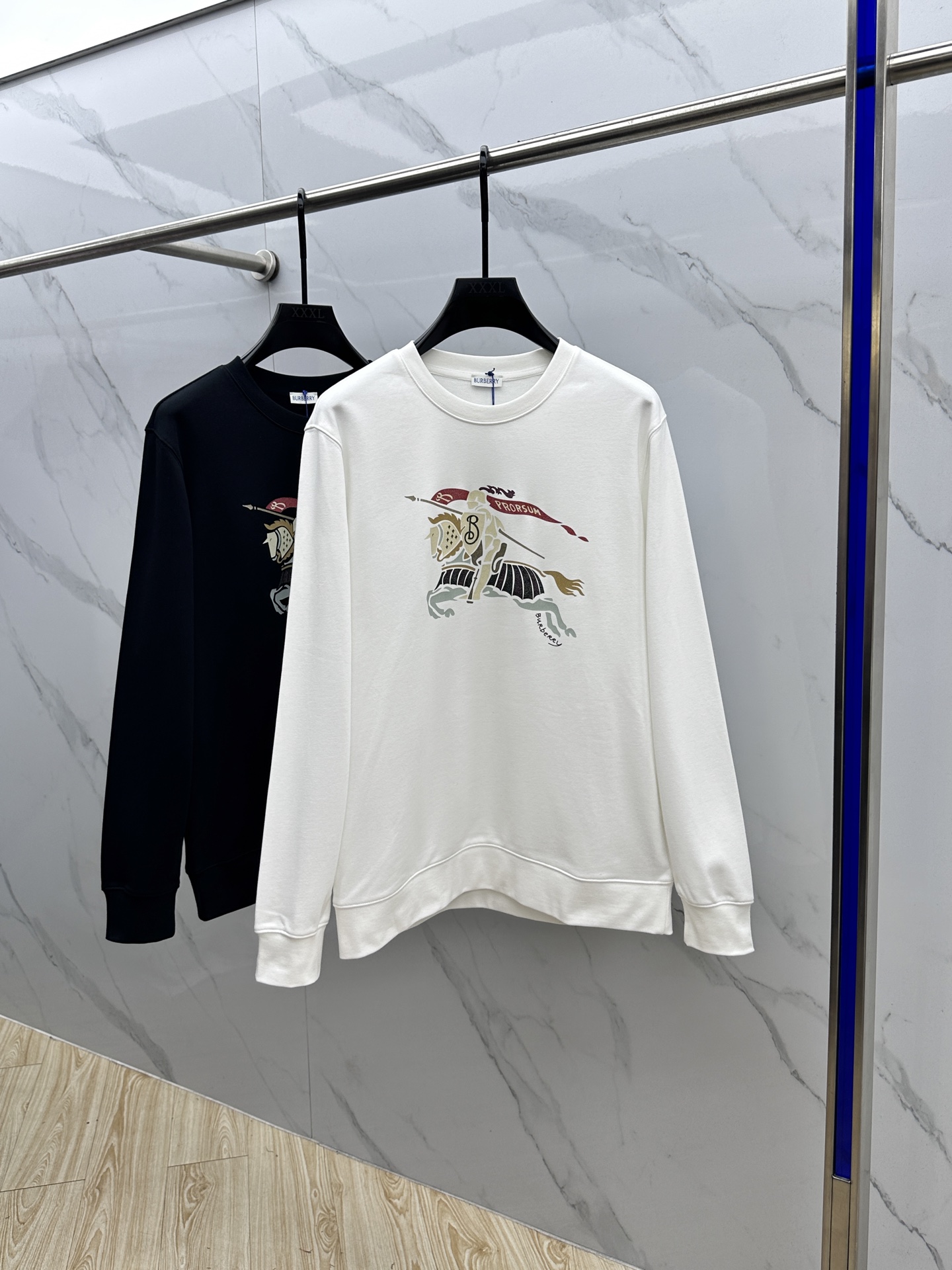 🆕Burberry巴宝莉 25FW早秋新款圆领卫衣，男女同款！独特吸引人的眼球，这一款卫衣品相品质都在线