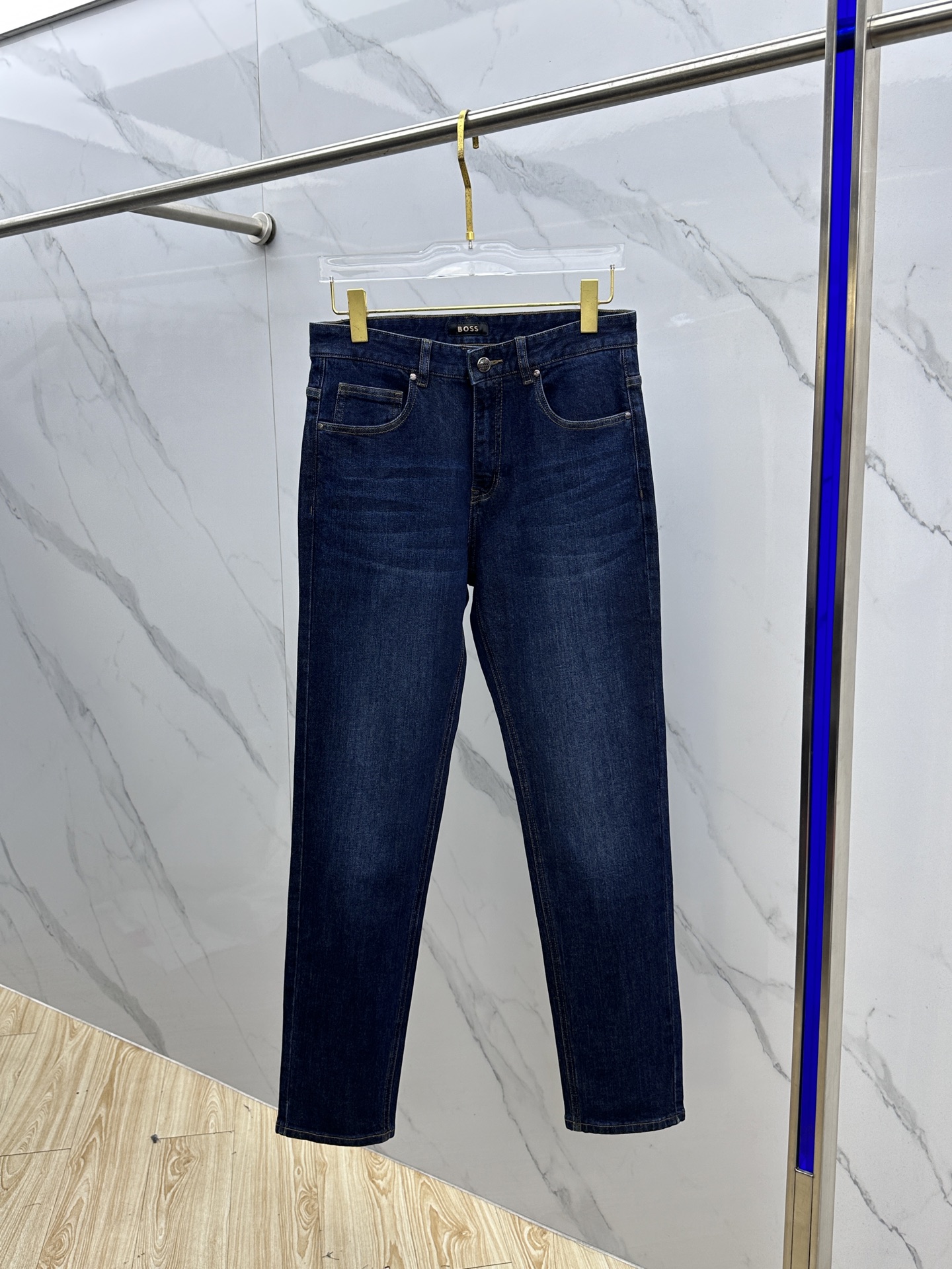 🆕BOSS 🔥高端定制、2025早秋最新款牛仔裤 柜台同步发售 原版定制复刻 客供五金辅料 原单品质 进