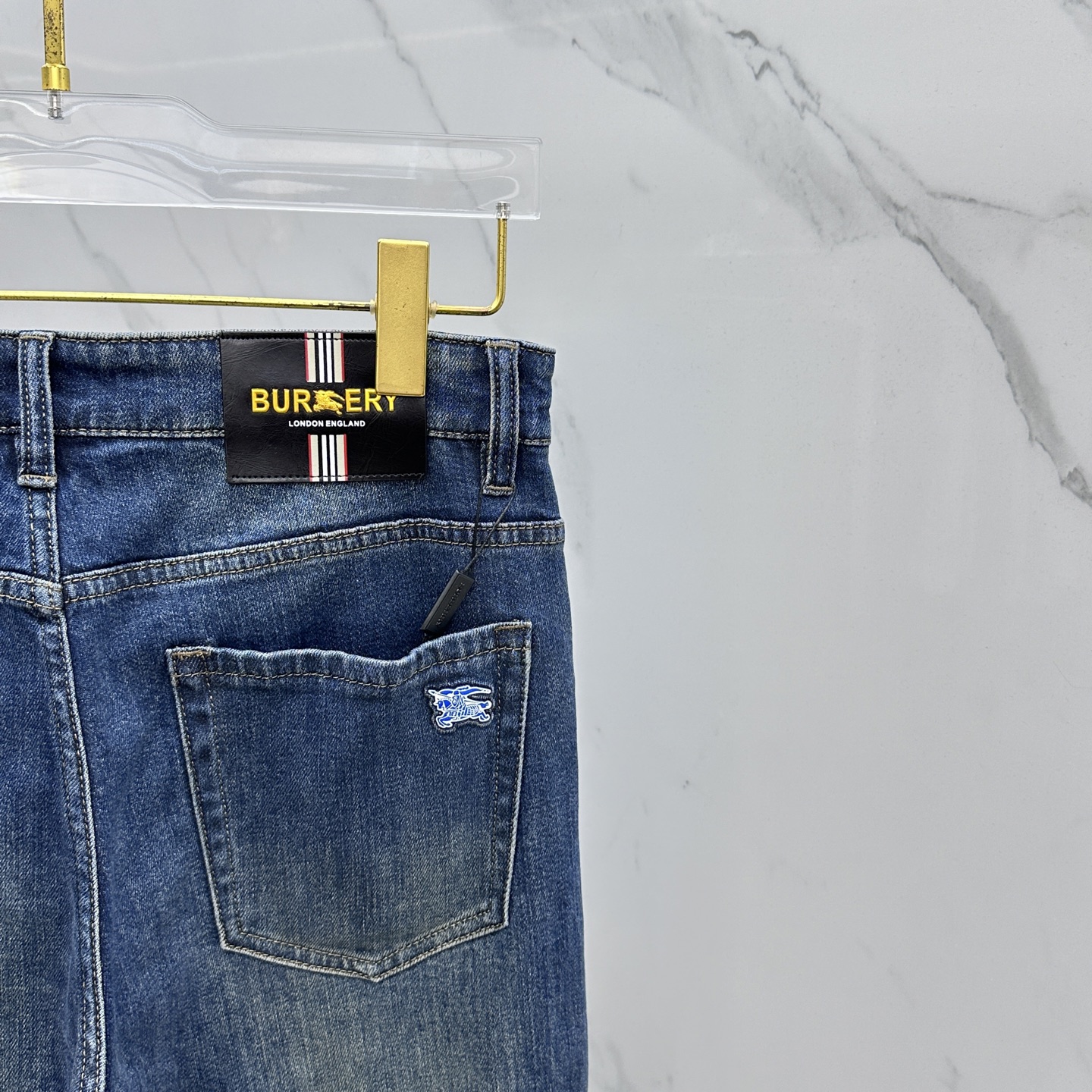 🆕Burberry巴宝莉 🔥高端定制、2025早秋最新款牛仔裤 柜台同步发售 原版定制复刻 客供五金辅料