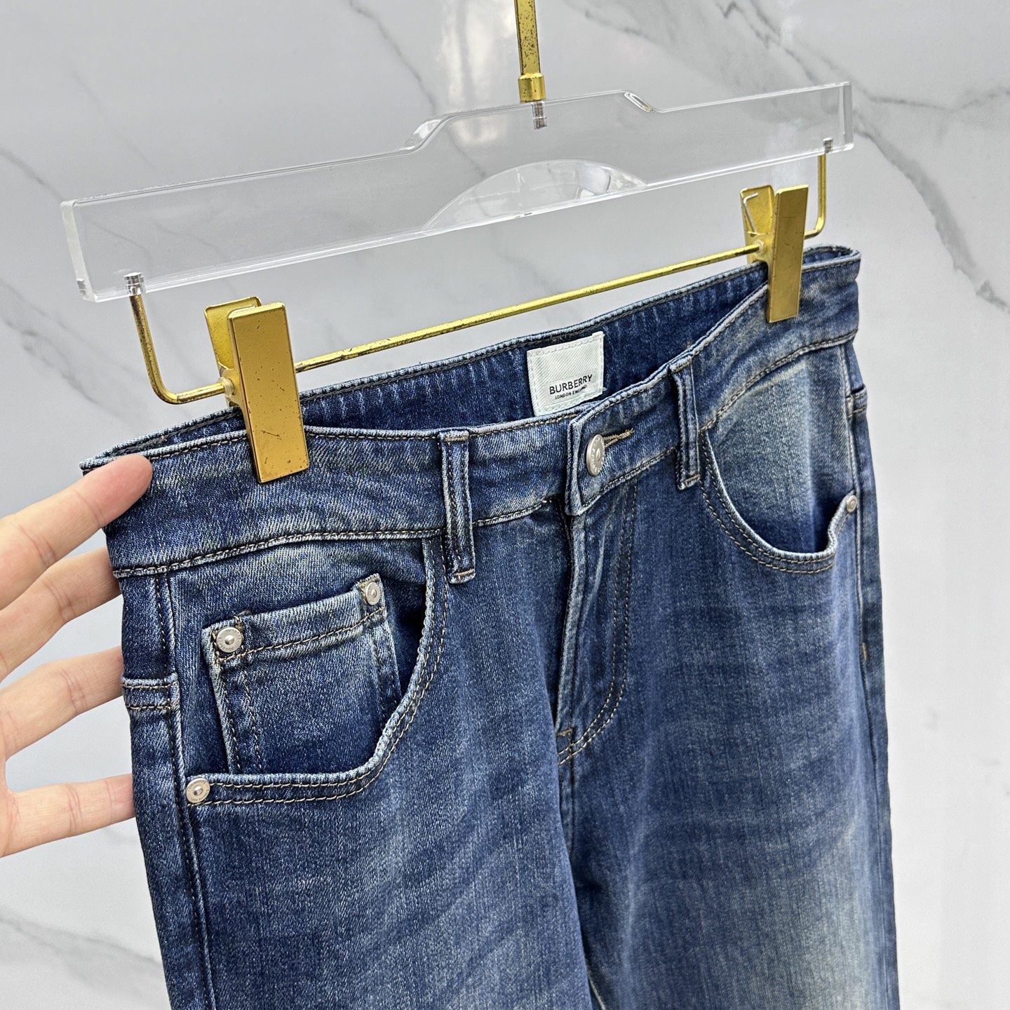 🆕Burberry巴宝莉 🔥高端定制、2025早秋最新款牛仔裤 柜台同步发售 原版定制复刻 客供五金辅料