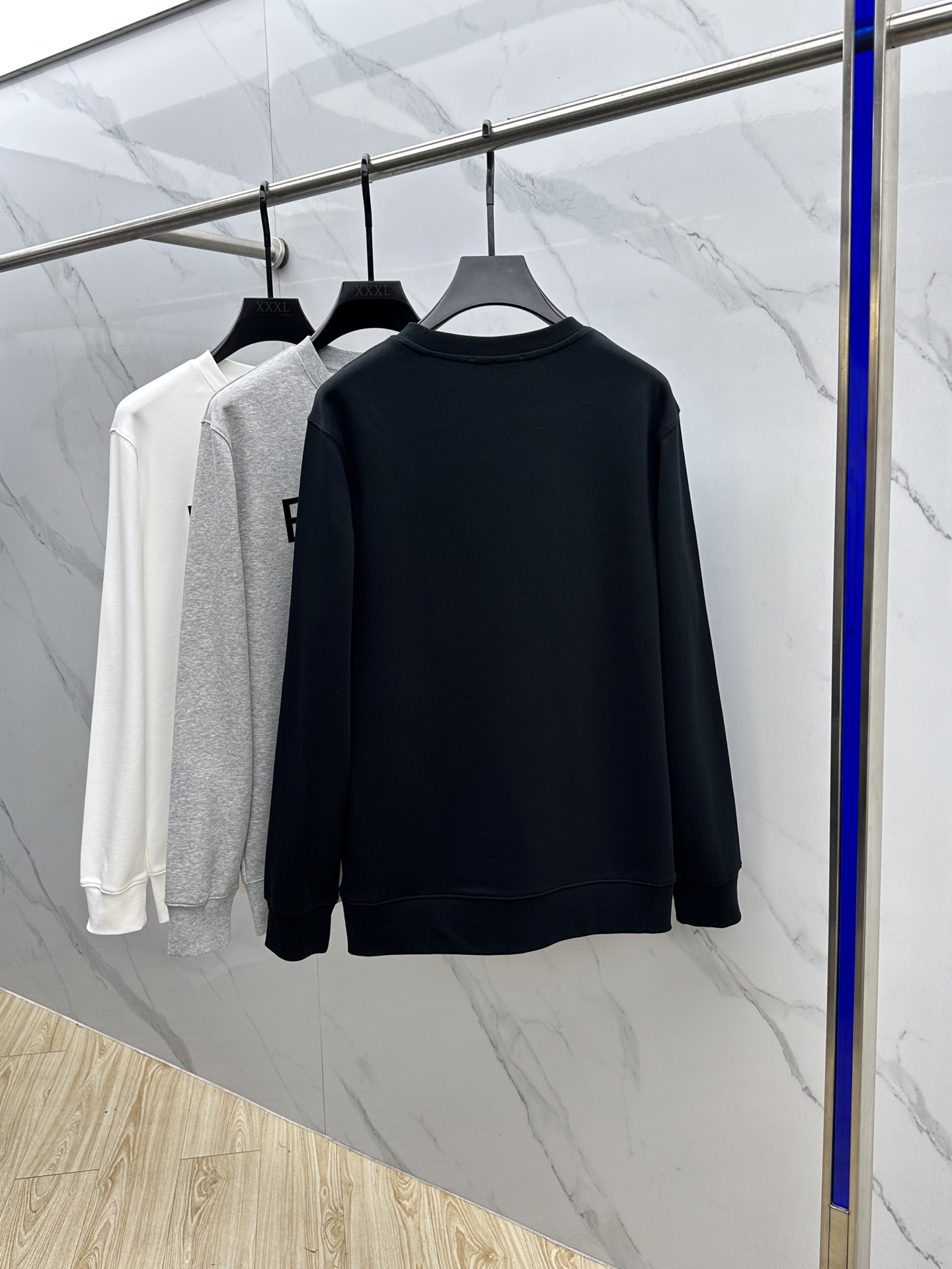 🆕Balmain巴尔曼 25FW早秋新款圆领卫衣，男女同款！独特吸引人的眼球，这一款卫衣品相品质都在线，