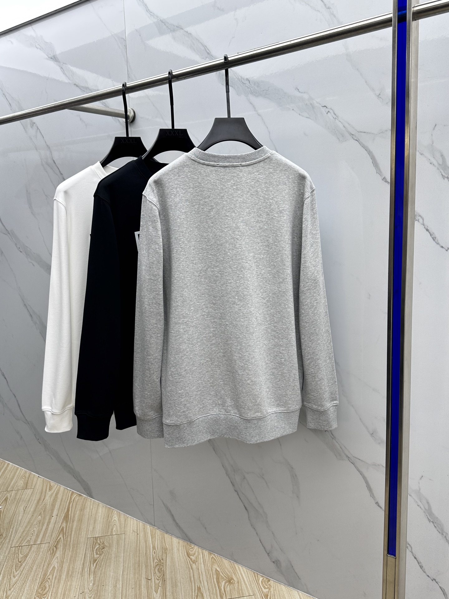 🆕Balmain巴尔曼 25FW早秋新款圆领卫衣，男女同款！独特吸引人的眼球，这一款卫衣品相品质都在线，