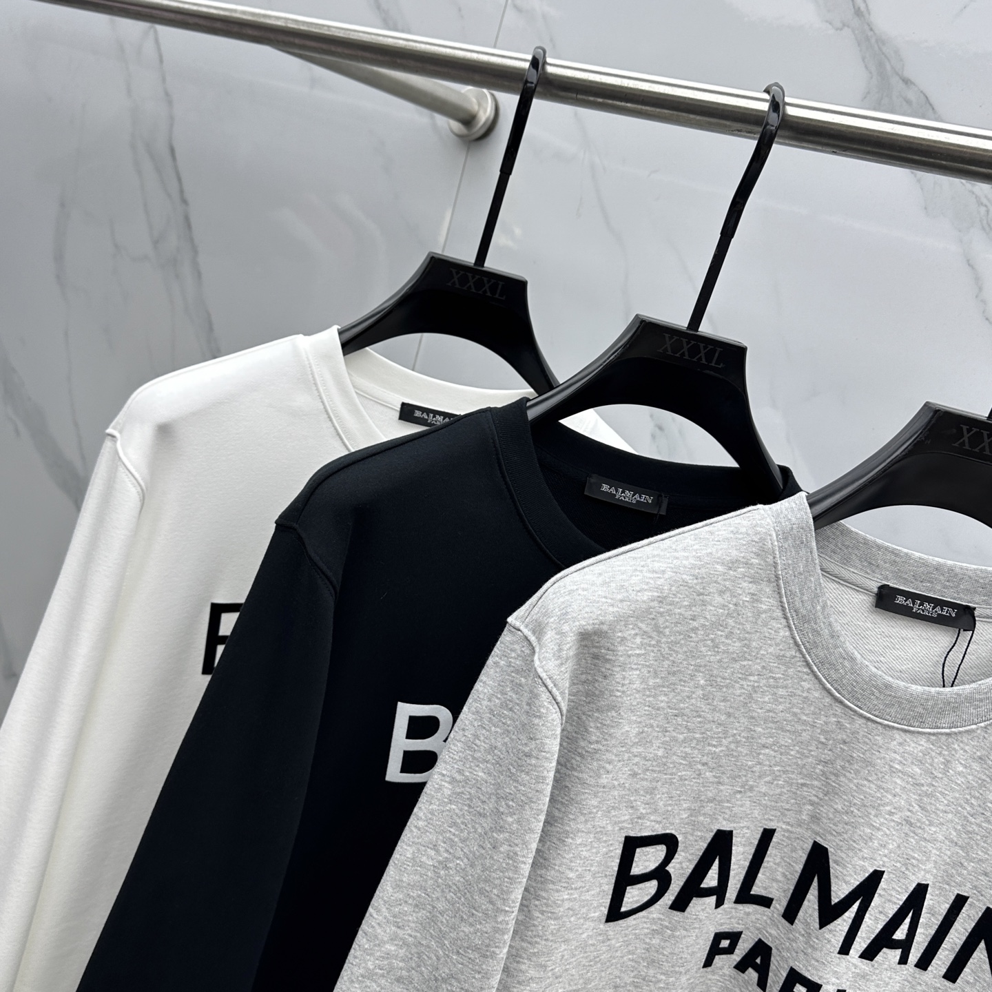 🆕Balmain巴尔曼 25FW早秋新款圆领卫衣，男女同款！独特吸引人的眼球，这一款卫衣品相品质都在线，