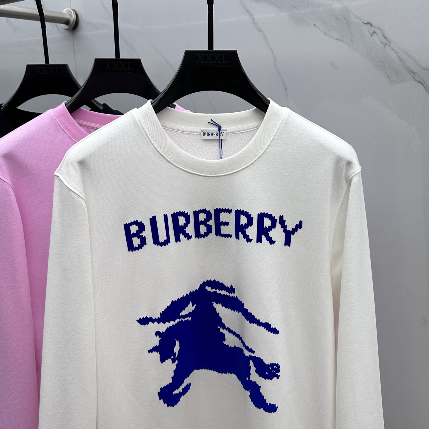 🆕Burberry巴宝莉 25FW早秋新款圆领卫衣，男女同款！独特吸引人的眼球，这一款卫衣品相品质都在线