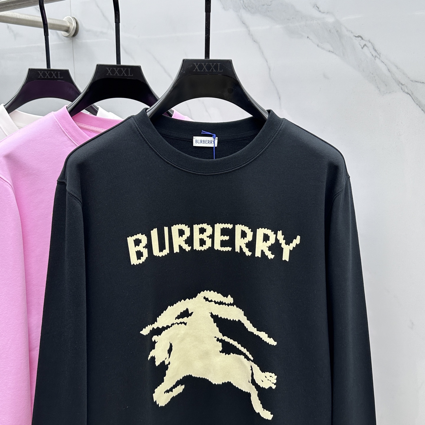 🆕Burberry巴宝莉 25FW早秋新款圆领卫衣，男女同款！独特吸引人的眼球，这一款卫衣品相品质都在线