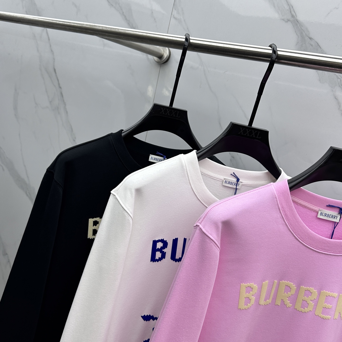 🆕Burberry巴宝莉 25FW早秋新款圆领卫衣，男女同款！独特吸引人的眼球，这一款卫衣品相品质都在线