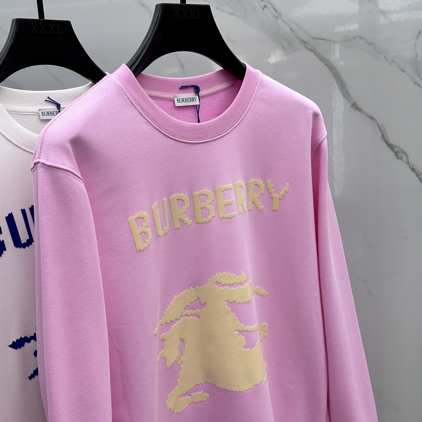 🆕Burberry巴宝莉 25FW早秋新款圆领卫衣，男女同款！独特吸引人的眼球，这一款卫衣品相品质都在线