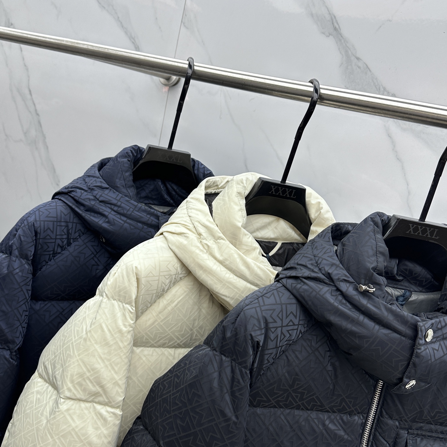 。 🆕Moncler蒙口 羽绒服2025最新款时尚连帽保暖羽绒外套.（帽子可拆卸）处处细节显工艺足够的高