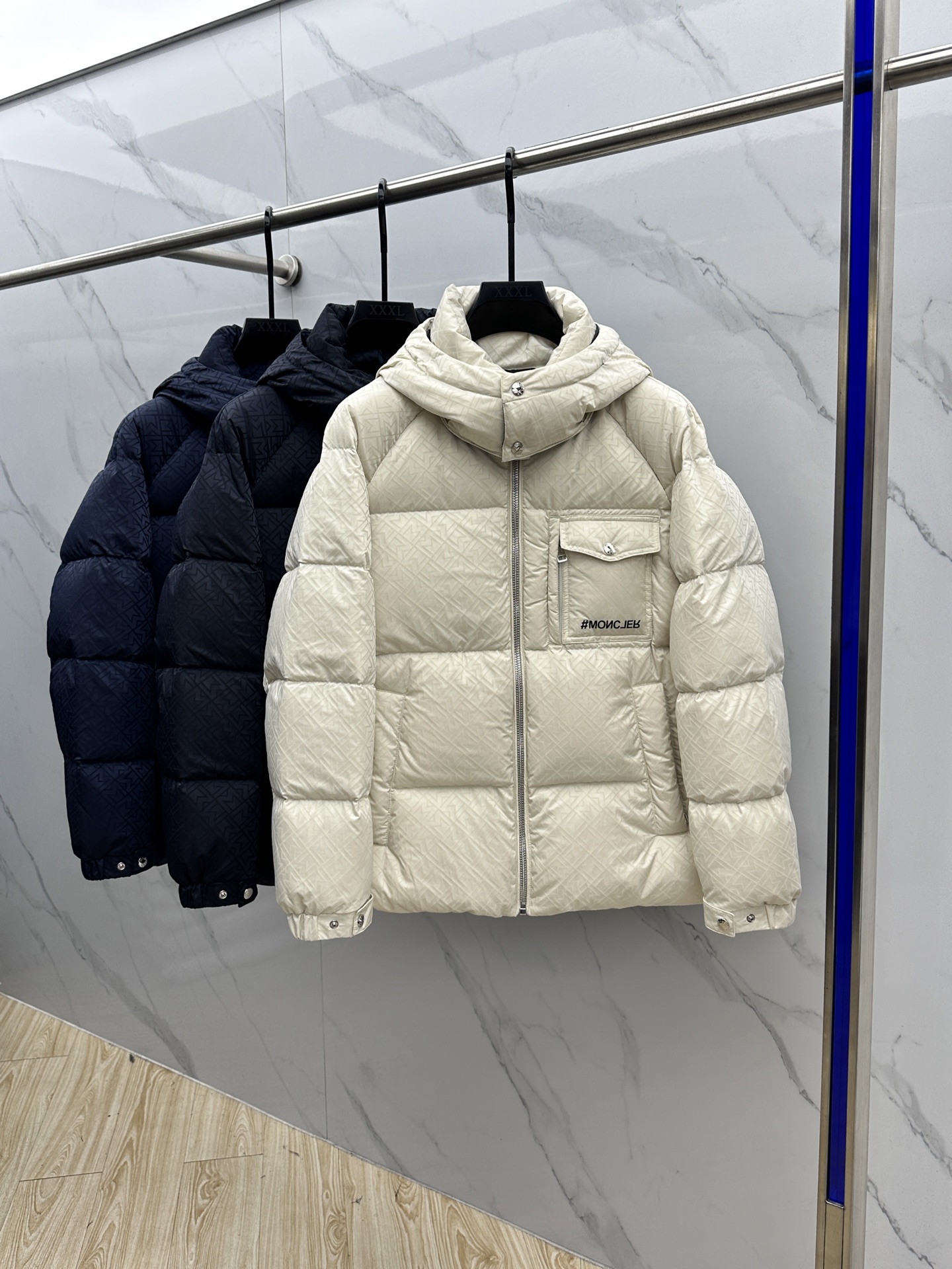 。 🆕Moncler蒙口 羽绒服2025最新款时尚连帽保暖羽绒外套.（帽子可拆卸）处处细节显工艺足够的高