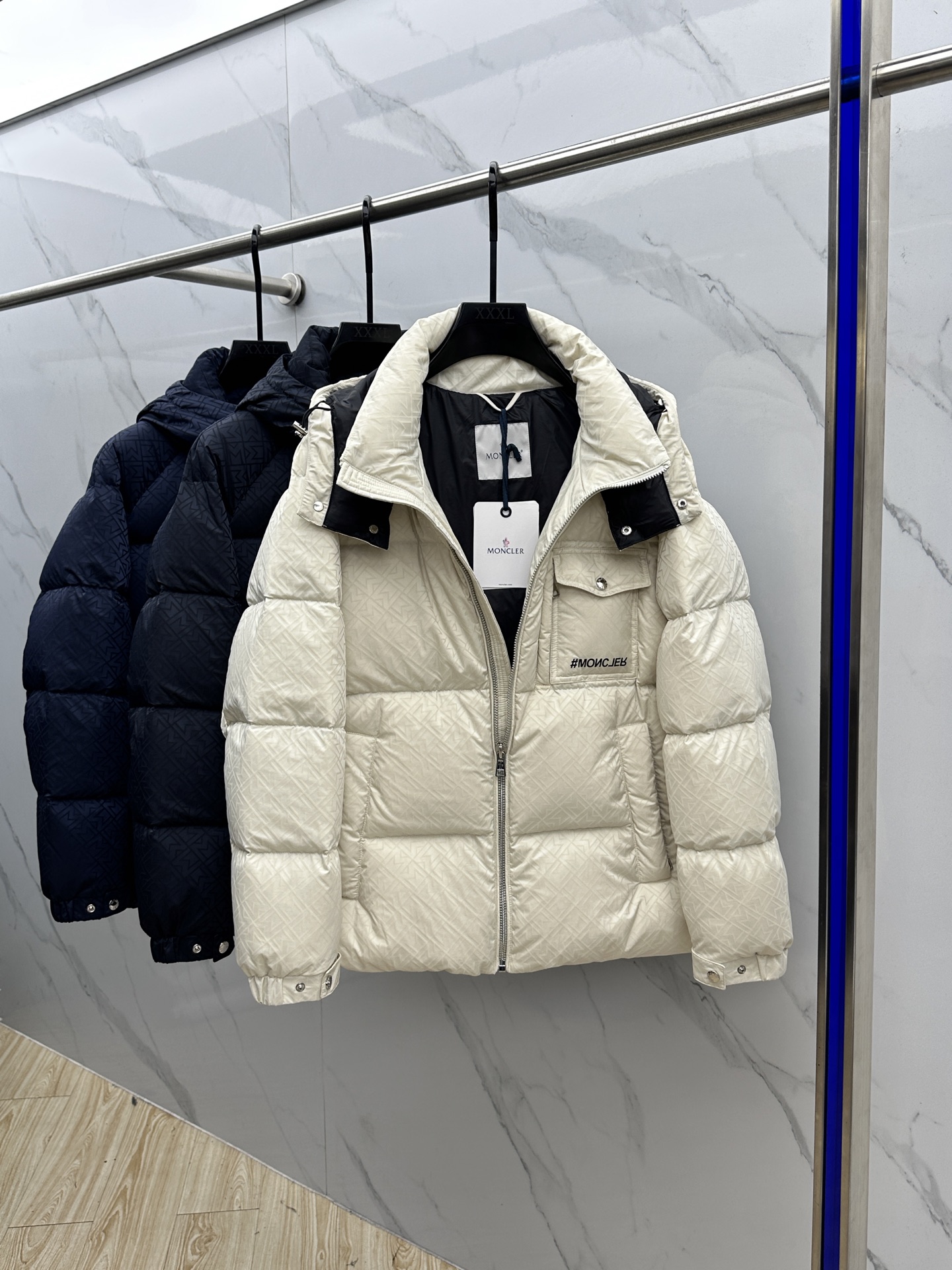 。 🆕Moncler蒙口 羽绒服2025最新款时尚连帽保暖羽绒外套.（帽子可拆卸）处处细节显工艺足够的高