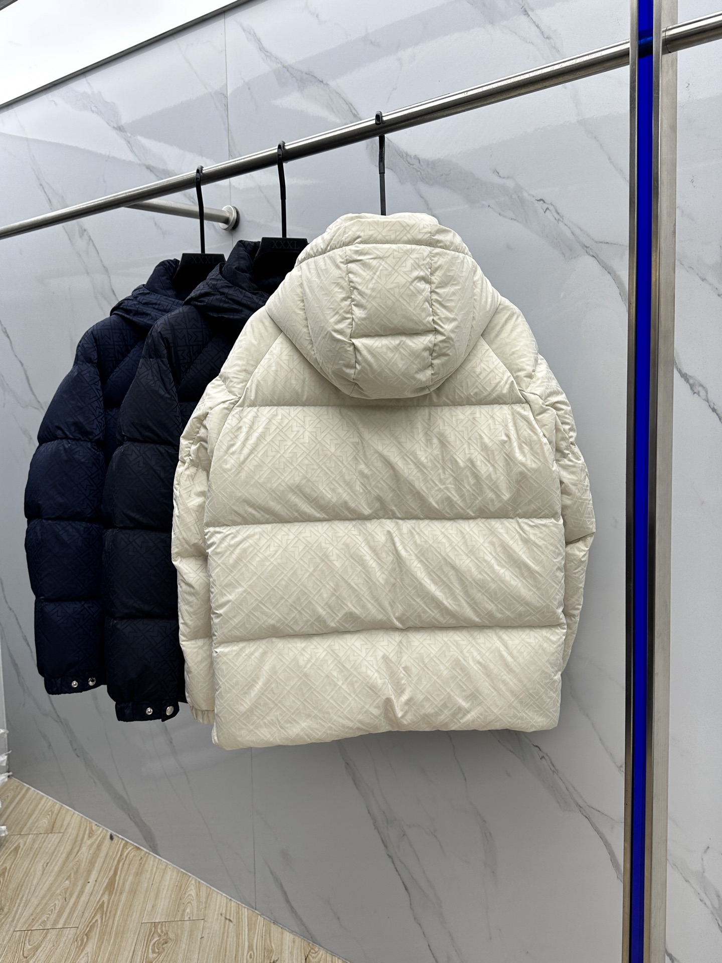 。 🆕Moncler蒙口 羽绒服2025最新款时尚连帽保暖羽绒外套.（帽子可拆卸）处处细节显工艺足够的高