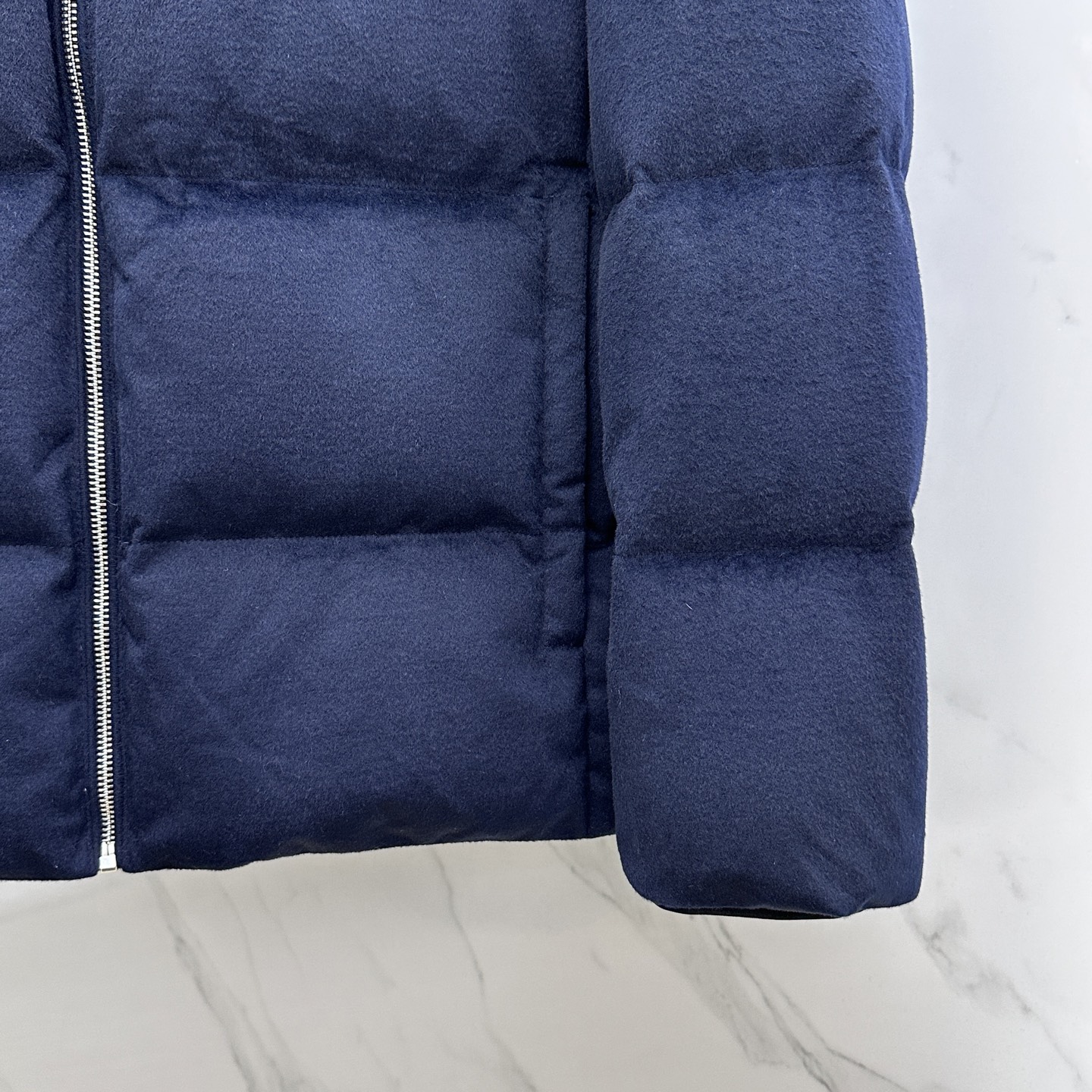 。🆕ZEGNA杰尼亚 羽绒服2025最新款时尚立领保暖羽绒外套.处处细节显工艺足够的高级 结构性剪裁的设