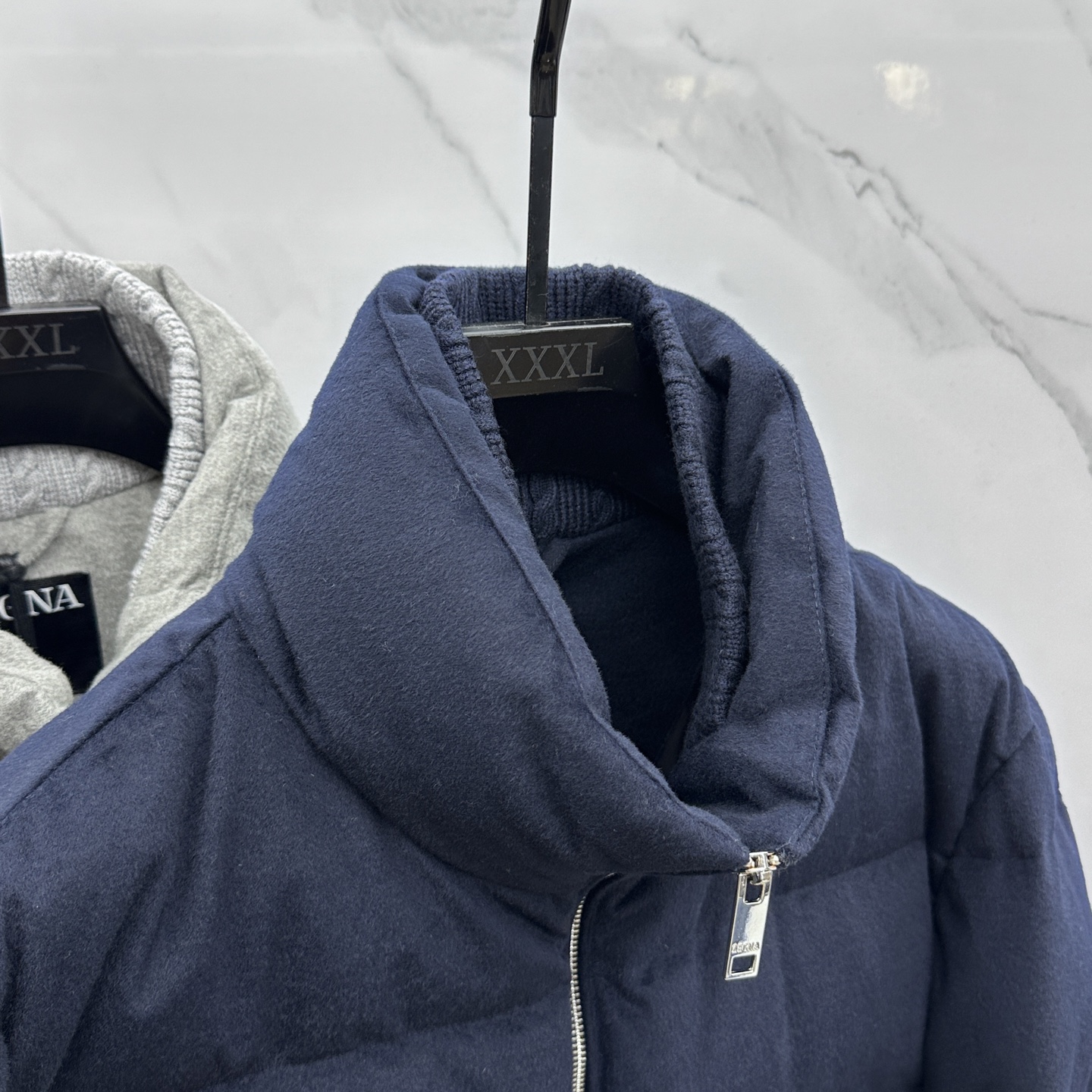 。🆕ZEGNA杰尼亚 羽绒服2025最新款时尚立领保暖羽绒外套.处处细节显工艺足够的高级 结构性剪裁的设