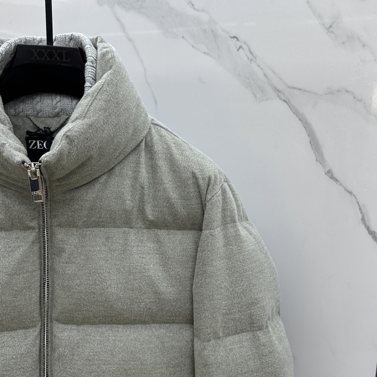 。🆕ZEGNA杰尼亚 羽绒服2025最新款时尚立领保暖羽绒外套.处处细节显工艺足够的高级 结构性剪裁的设