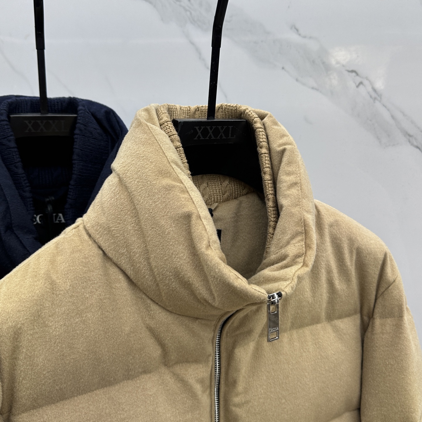 。🆕ZEGNA杰尼亚 羽绒服2025最新款时尚立领保暖羽绒外套.处处细节显工艺足够的高级 结构性剪裁的设