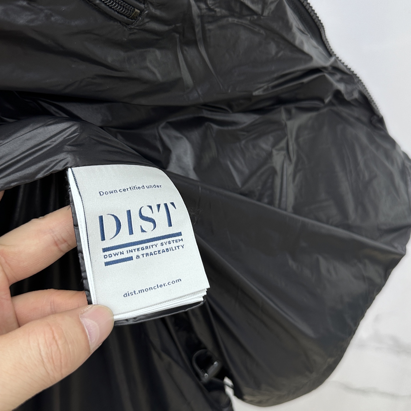 🆕Moncler蒙口 2025ss秋冬新款时尚休闲立领羽绒外套，胸口经典logo爆款羽绒服，90#白鹅绒