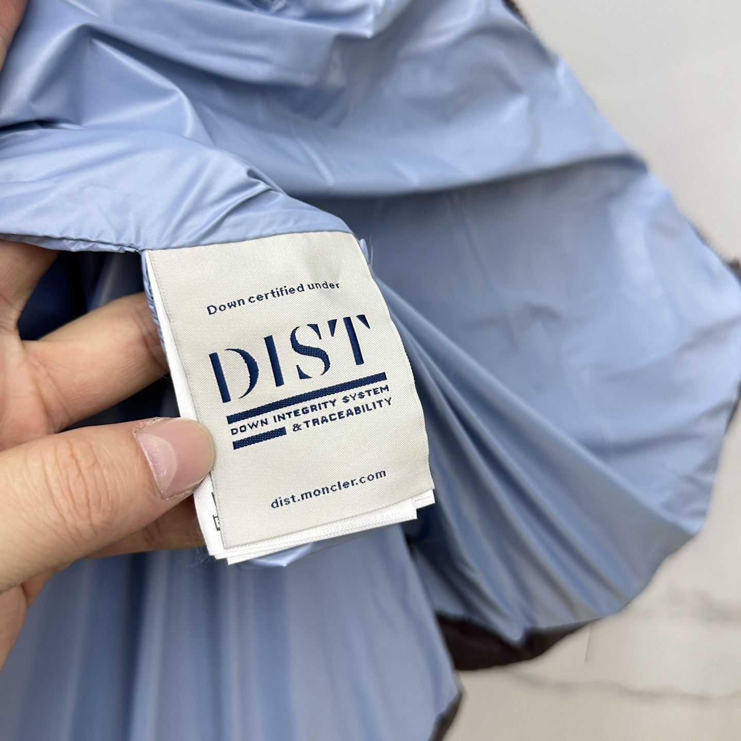 🆕Moncler蒙口 2025ss秋冬新款时尚休闲立领羽绒外套，胸口经典logo爆款羽绒服，90#白鹅绒