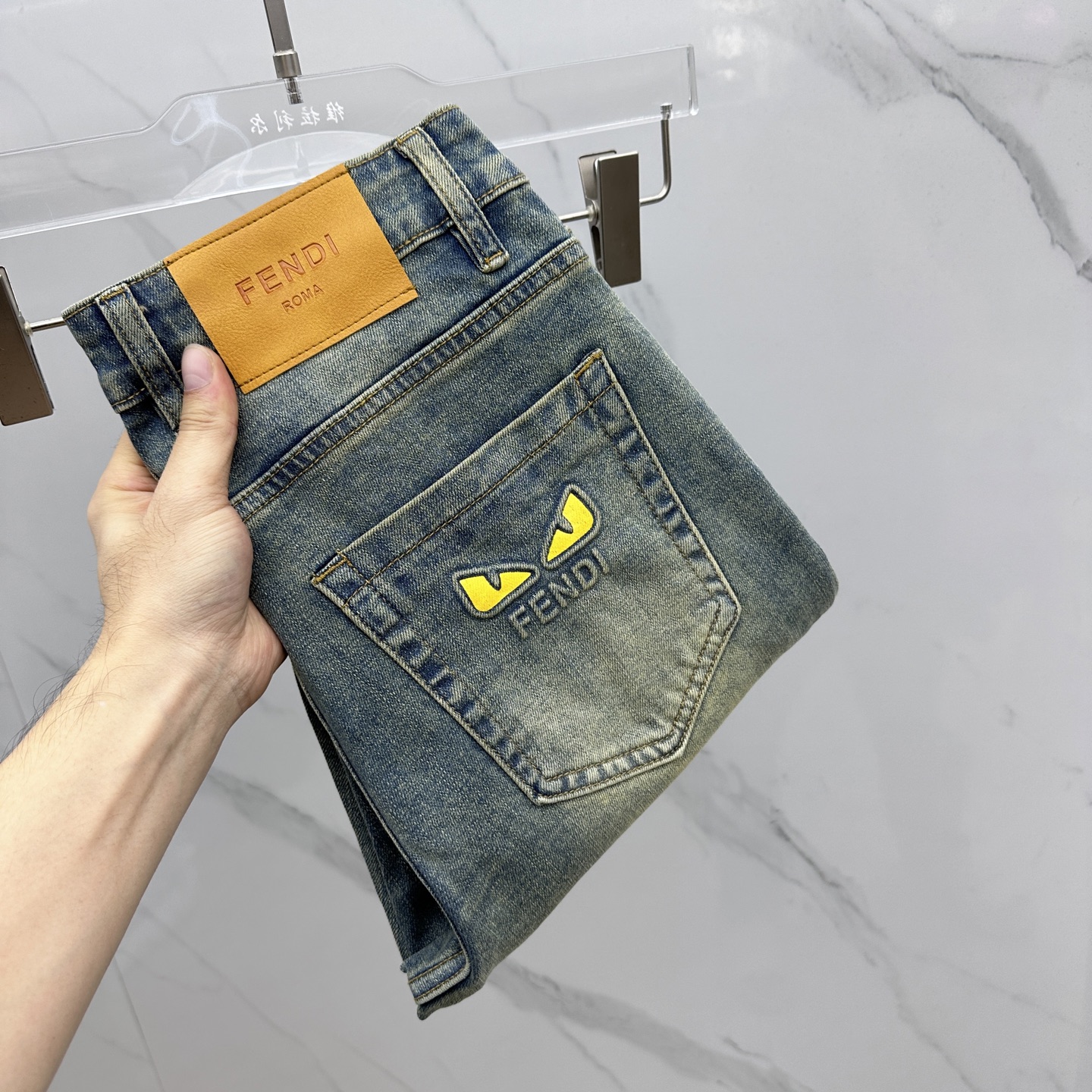 🆕Fendi芬迪 🔥高端定制、2025早秋最新款牛仔裤 柜台同步发售 原版定制复刻 客供五金辅料 原单品