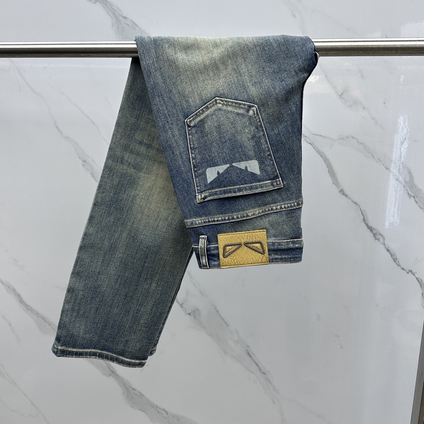 🆕Fendi芬迪 🔥高端定制、2025早秋最新款牛仔裤 柜台同步发售 原版定制复刻 客供五金辅料 原单品