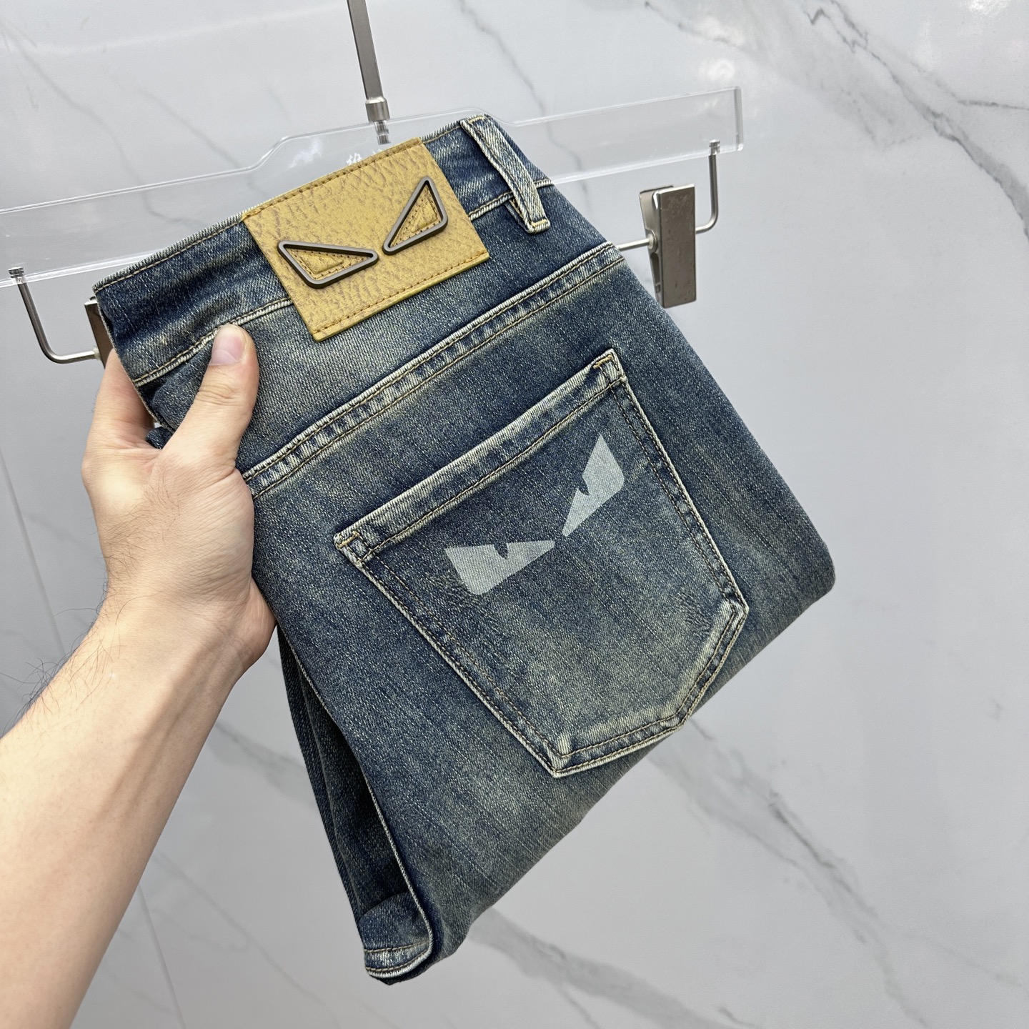 🆕Fendi芬迪 🔥高端定制、2025早秋最新款牛仔裤 柜台同步发售 原版定制复刻 客供五金辅料 原单品