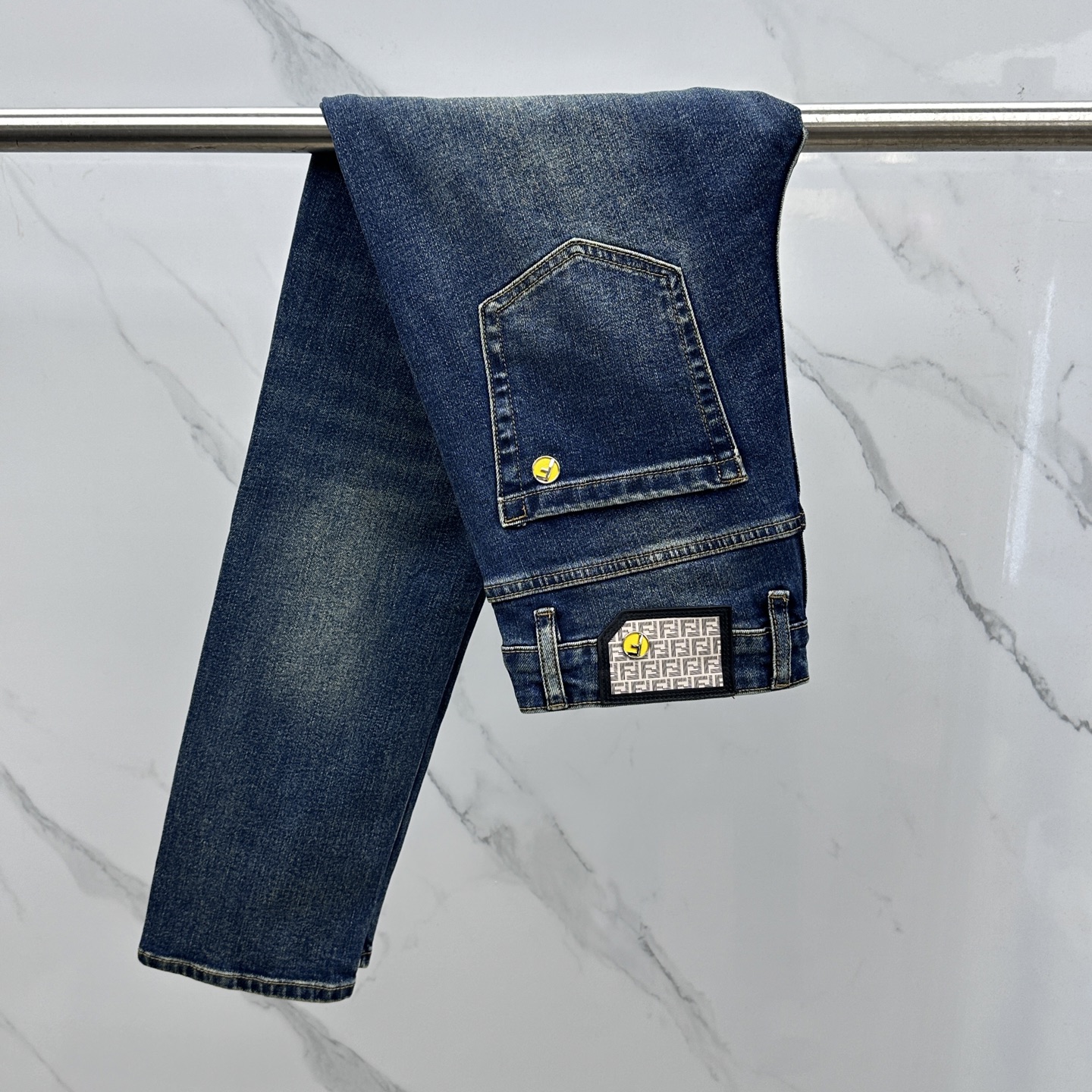 🆕Fendi芬迪 🔥高端定制、2025早秋最新款牛仔裤 柜台同步发售 原版定制复刻 客供五金辅料 原单品