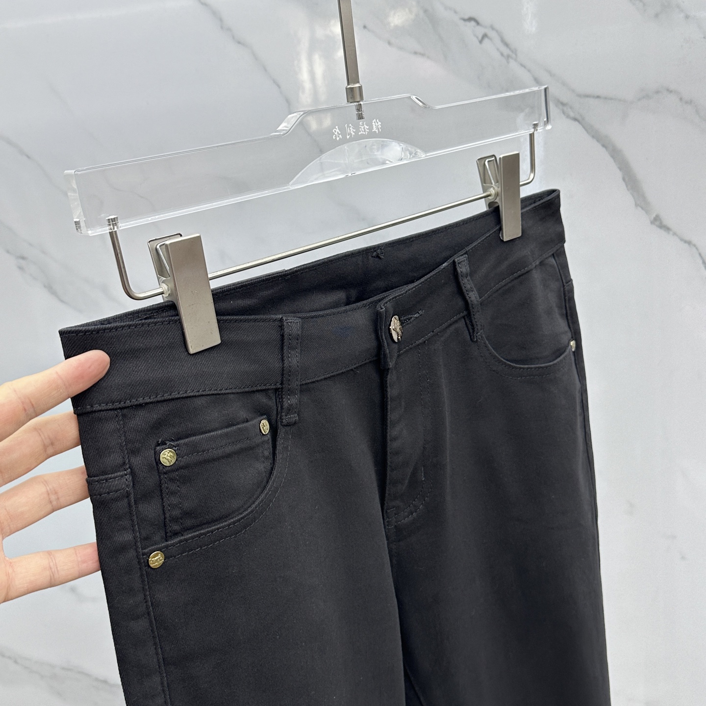 🆕Burberry巴宝莉 🔥高端定制、2025早秋最新款牛仔裤 柜台同步发售 原版定制复刻 客供五金辅料