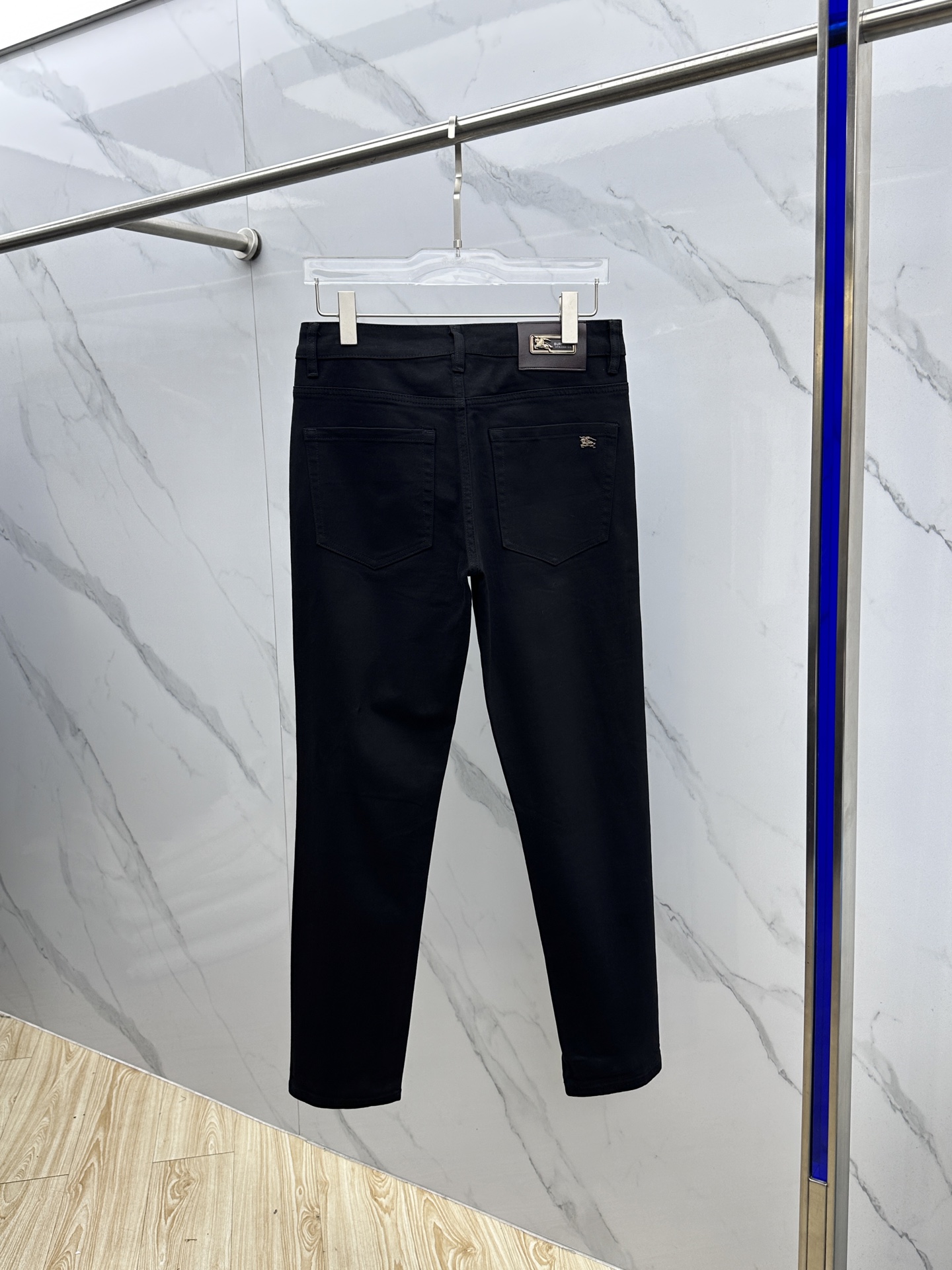 🆕Burberry巴宝莉 🔥高端定制、2025早秋最新款牛仔裤 柜台同步发售 原版定制复刻 客供五金辅料