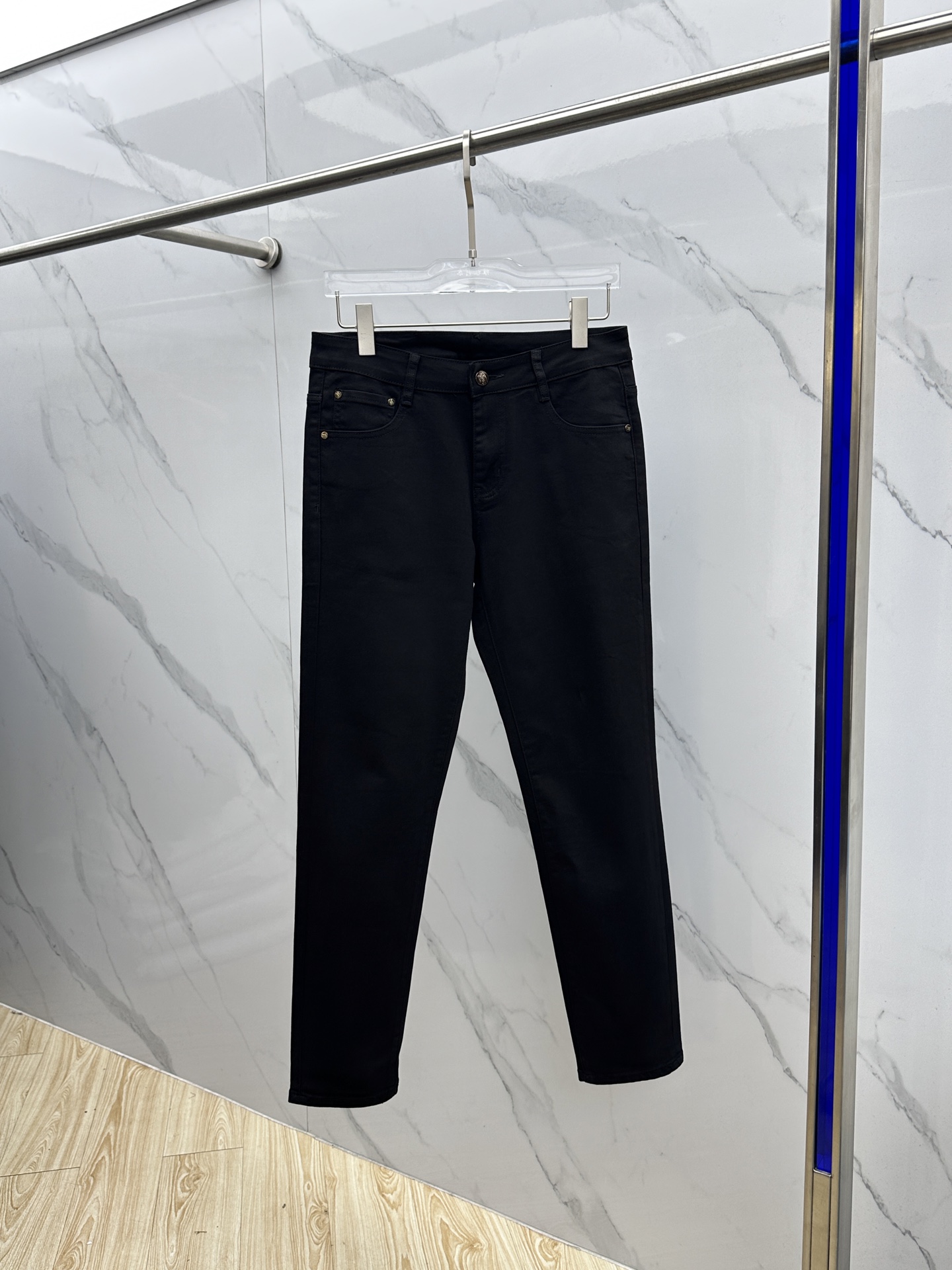 🆕Burberry巴宝莉 🔥高端定制、2025早秋最新款牛仔裤 柜台同步发售 原版定制复刻 客供五金辅料