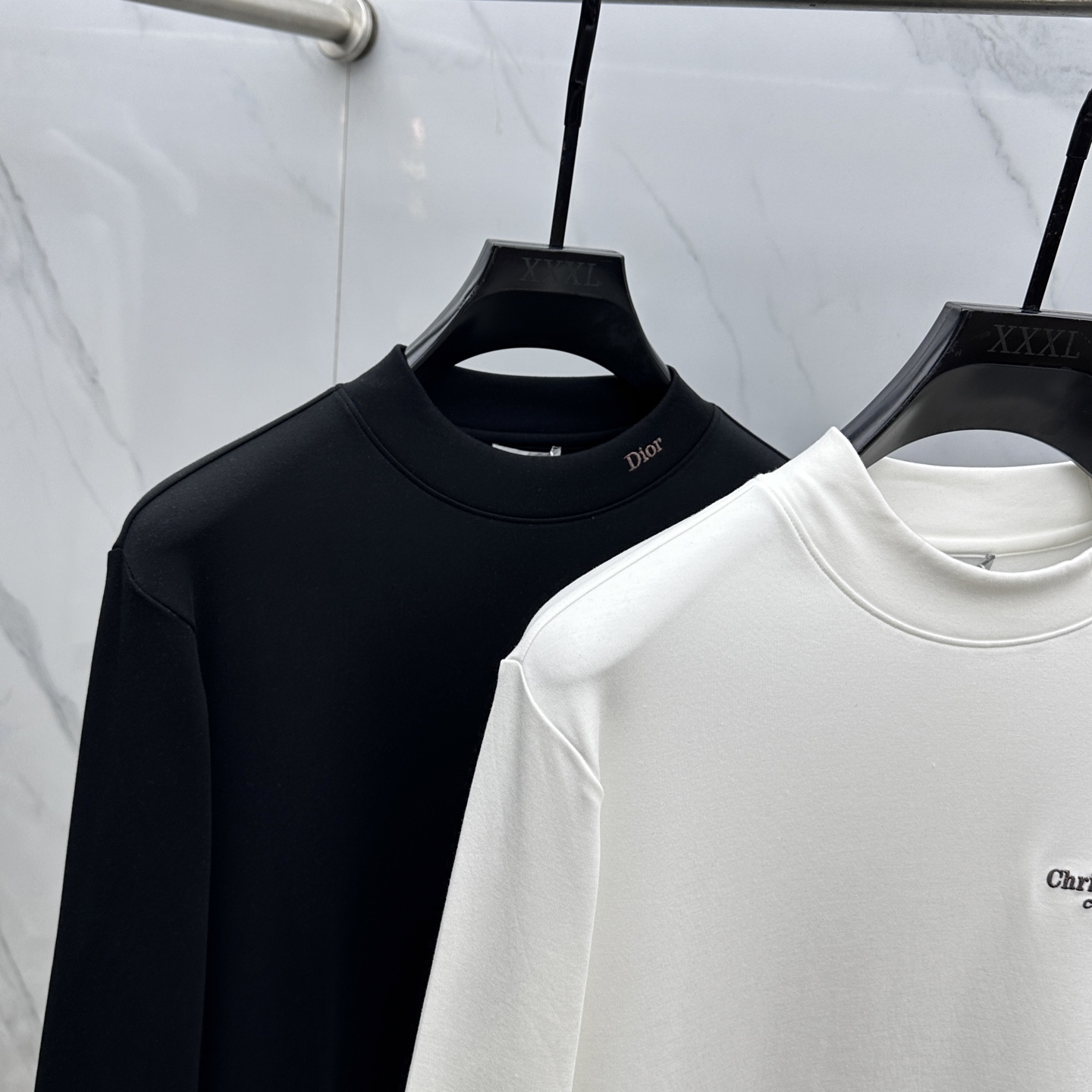 🆕Dior迪奥 2025秋冬新款长袖打底衫保暖，同步发售！定制专属纯棉面料，内微磨毛，胸前采用品牌log