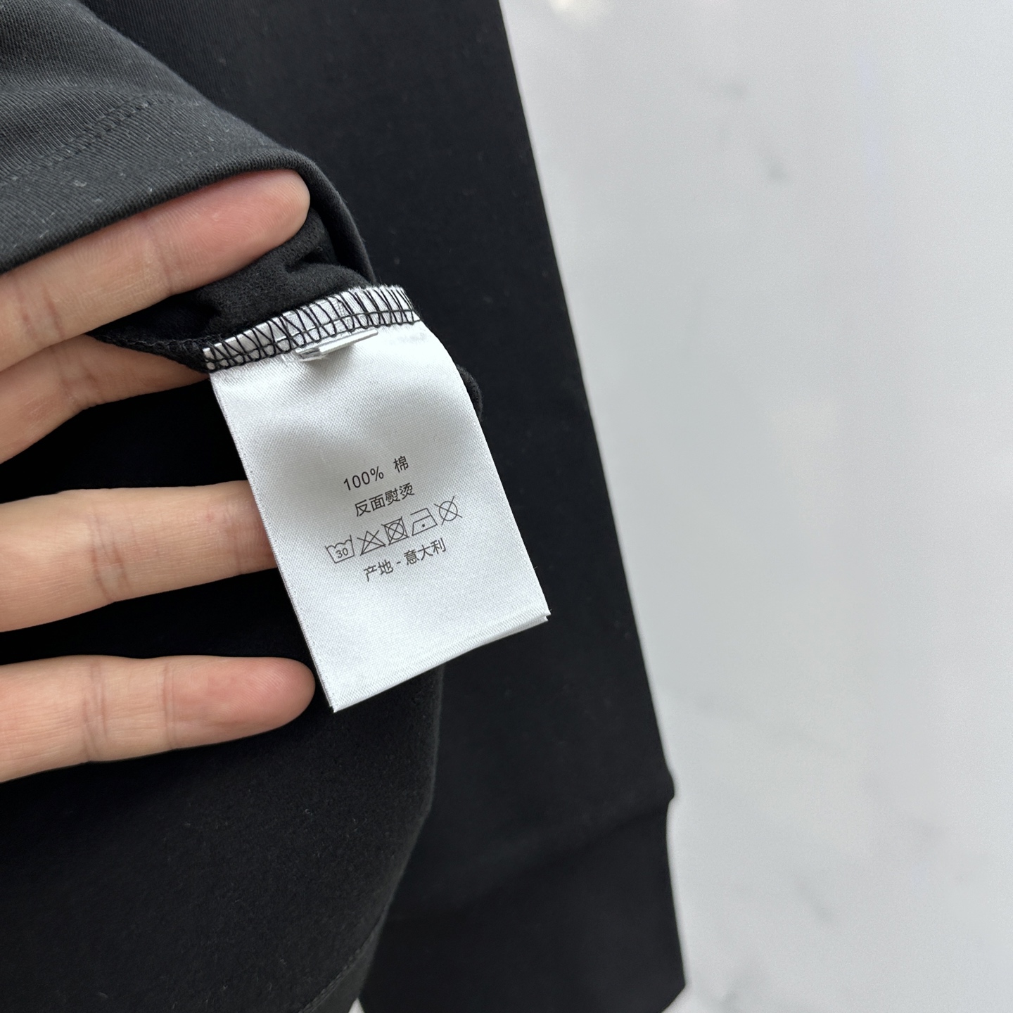 🆕Dior迪奥 2025秋冬新款长袖打底衫保暖，同步发售！定制专属纯棉面料，内微磨毛，胸前采用品牌log