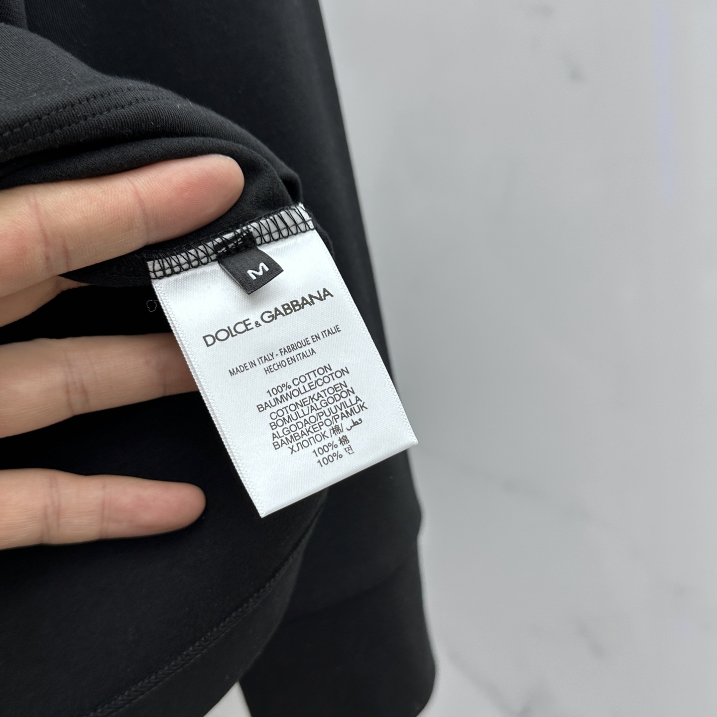 🆕DG杜嘉班纳 2025秋冬新款长袖打底衫保暖，同步发售！定制专属纯棉面料，内微磨毛，胸前采用品牌log