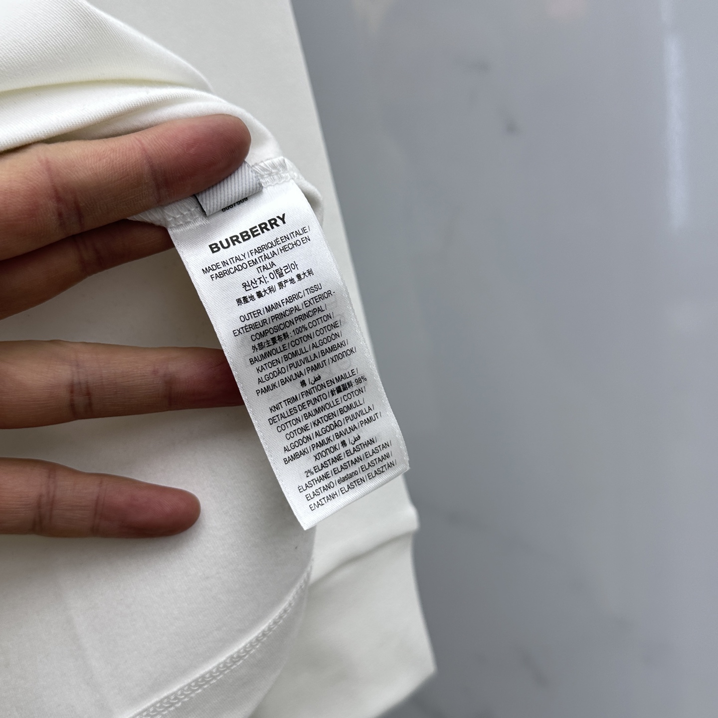 🆕Burberry巴宝莉 2025秋冬新款长袖打底衫保暖，同步发售！定制专属纯棉面料，内微磨毛，胸前采用