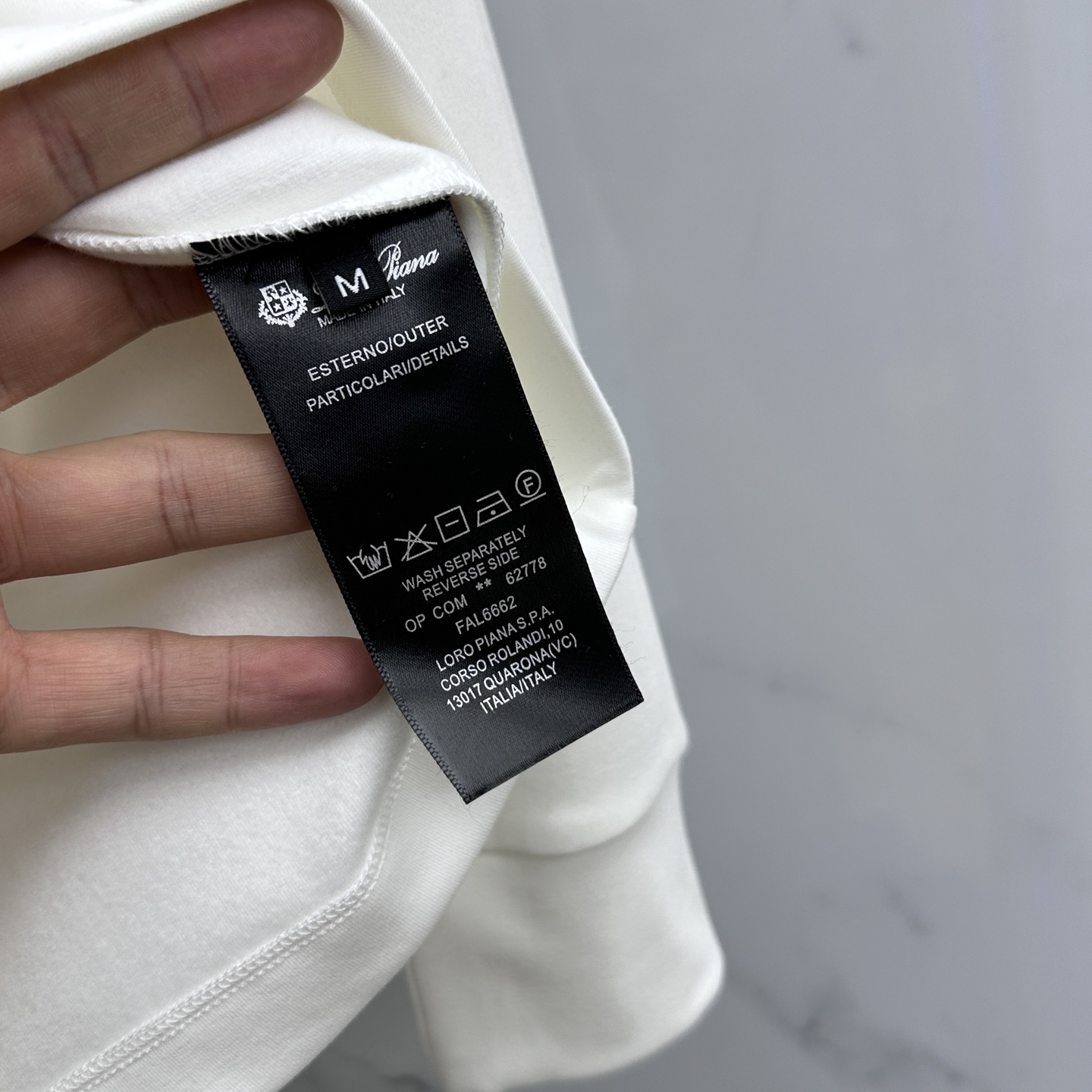 🆕lP🆕 秋冬新款长袖打底衫保暖，同步发售！定制专属纯棉面料，内微磨毛，胸前采用品牌logo图案刺绣设计