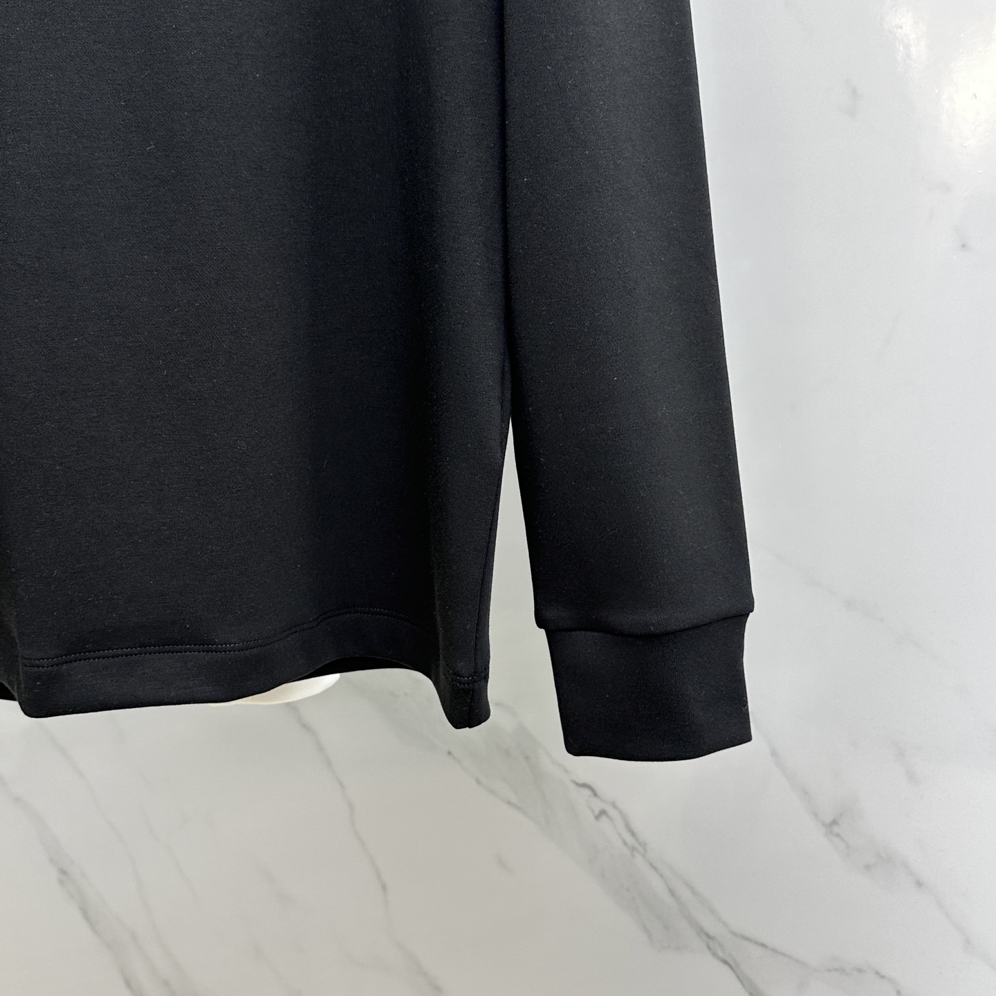 🆕Burberry巴宝莉 2025秋冬新款长袖打底衫保暖，同步发售！定制专属纯棉面料，内微磨毛，胸前采用