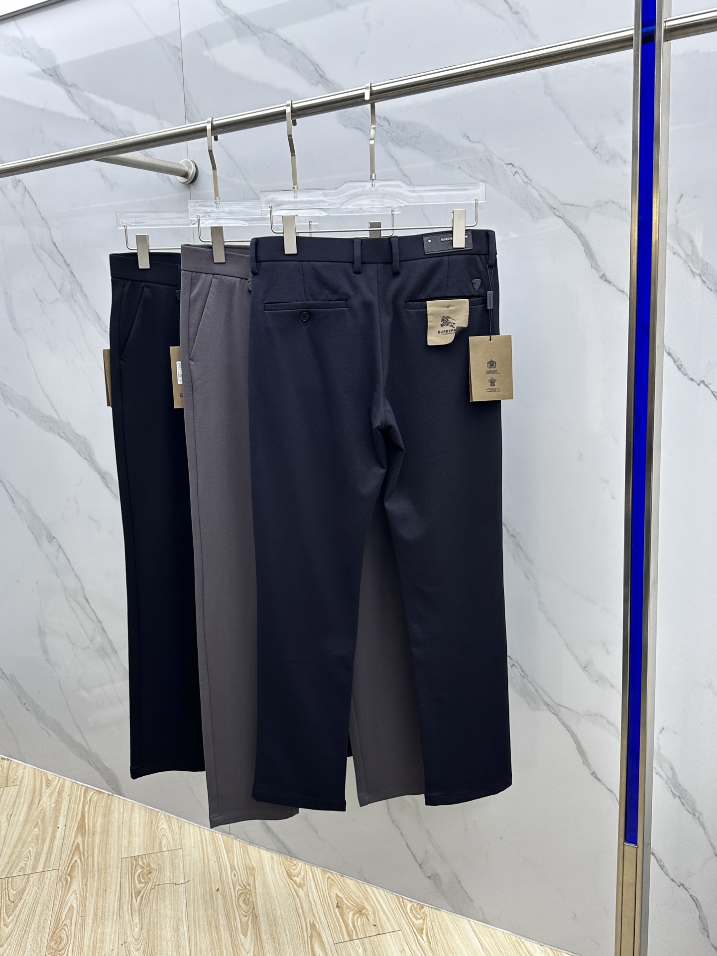 🆕Burberry巴宝莉 2025早秋新品休闲裤西裤，官网同步发售，裤身工艺设计，进口客供辅料、面料定制