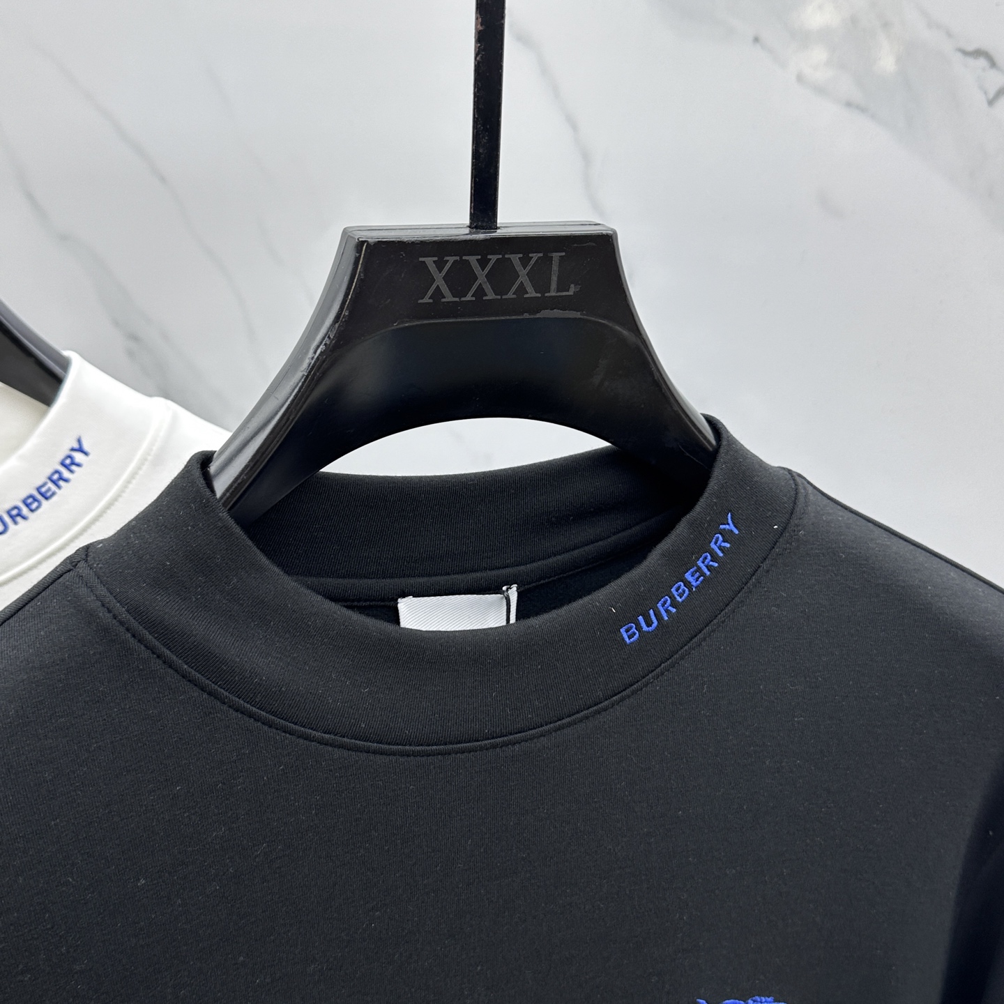 🆕Burberry巴宝莉 2025秋冬新款长袖打底衫保暖，同步发售！定制专属纯棉面料，内微磨毛，胸前采用